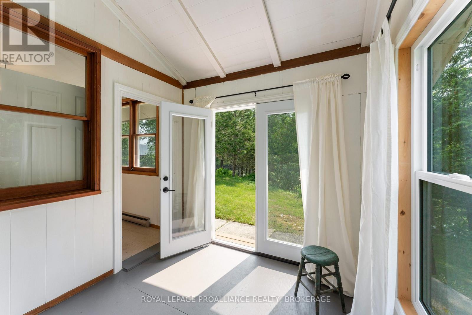 4627 Carrying Place Road, Frontenac, Ontario  K0H 2N0 - Photo 14 - X12210906