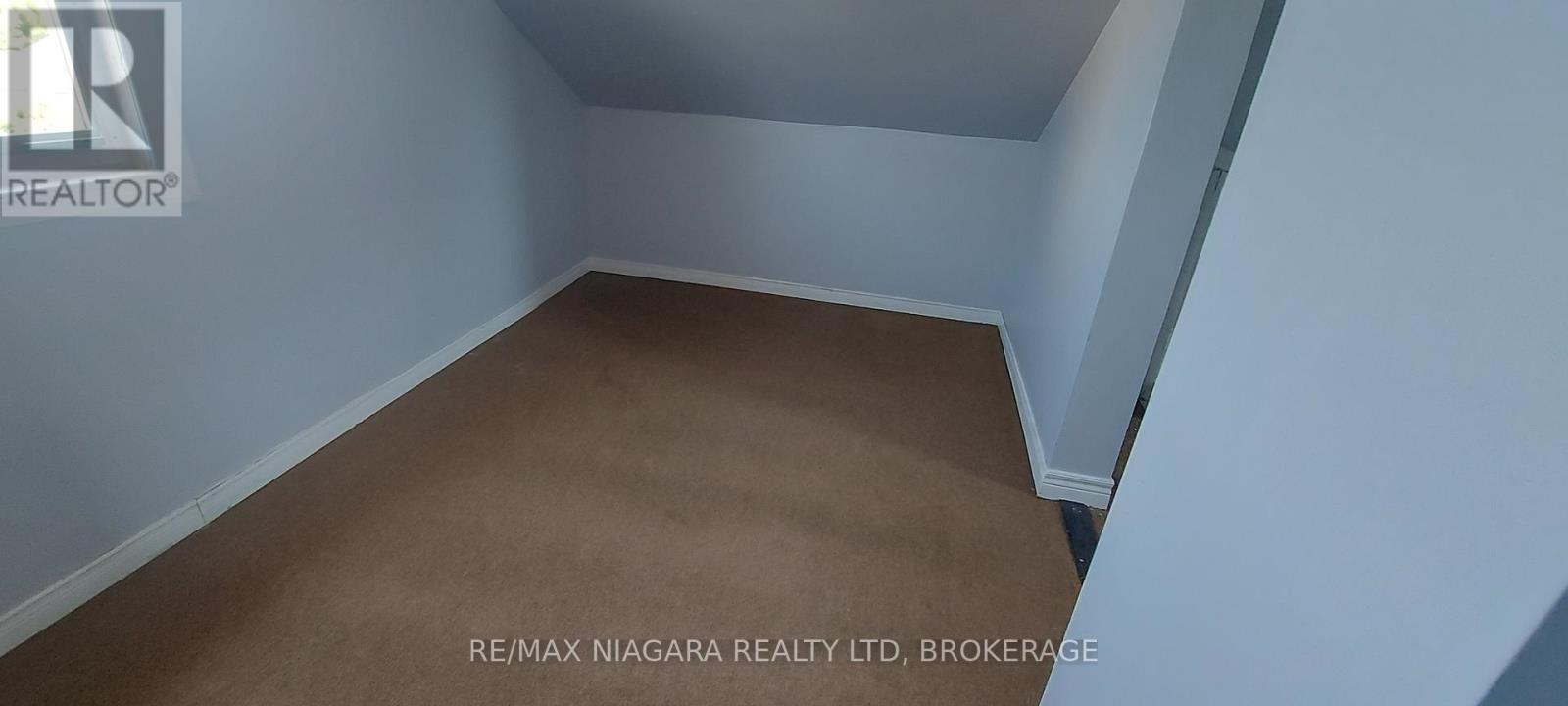 76 Sixth Street, Welland (Lincoln/crowland), Ontario  L3B 5A8 - Photo 33 - X12136895