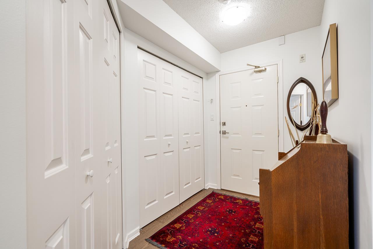 305 15367 Buena Vista Avenue, White Rock, British Columbia  V4B 1Y7 - Photo 3 - R3007858