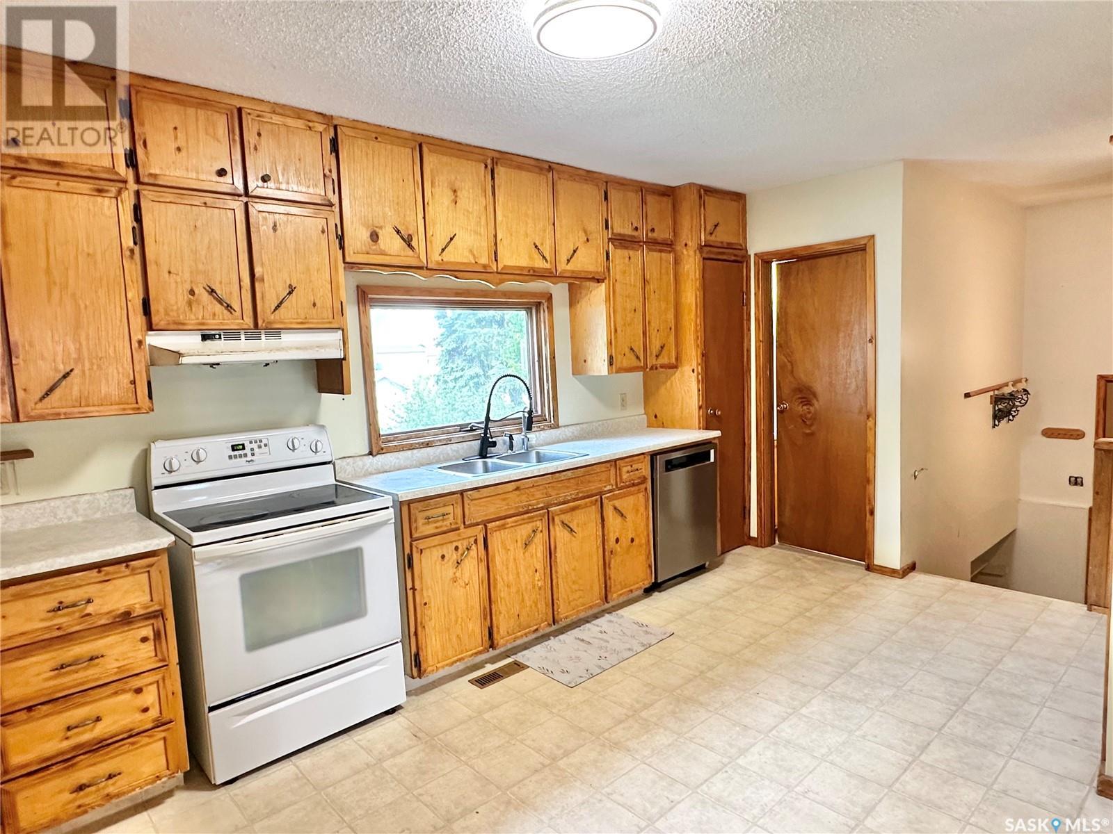 128 First Street W, Spiritwood, Saskatchewan  S0J 2M0 - Photo 12 - SK008909