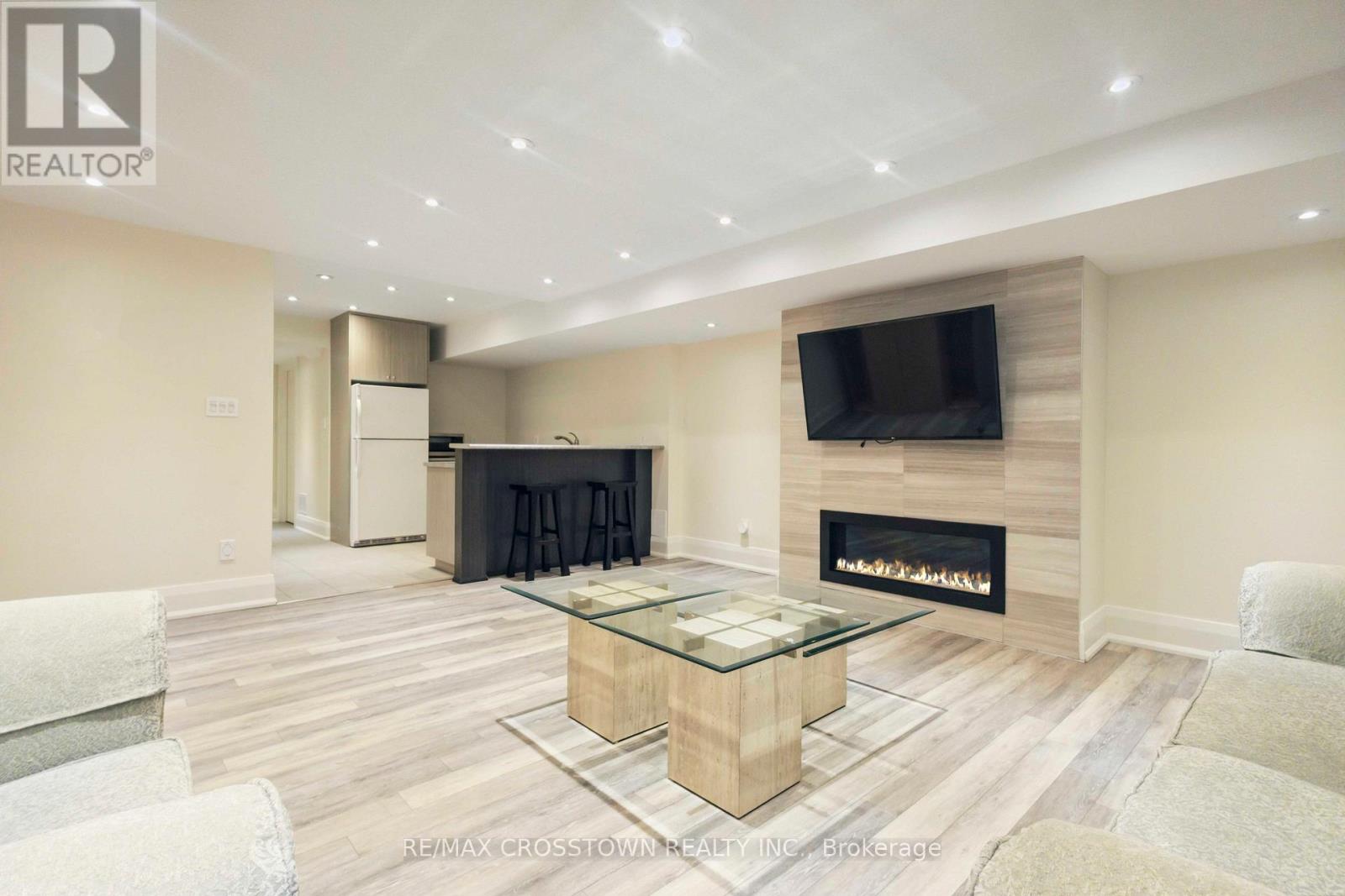 353 Briar Hill Avenue, Toronto, Ontario  M4R 1J3 - Photo 33 - C12207705
