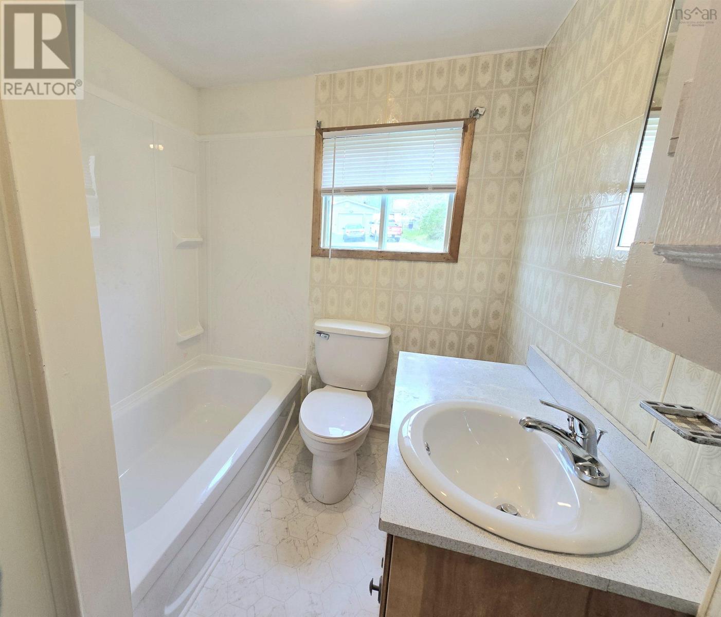 33 First St, Trenton, Nova Scotia  B0K 1X0 - Photo 10 - 202511398