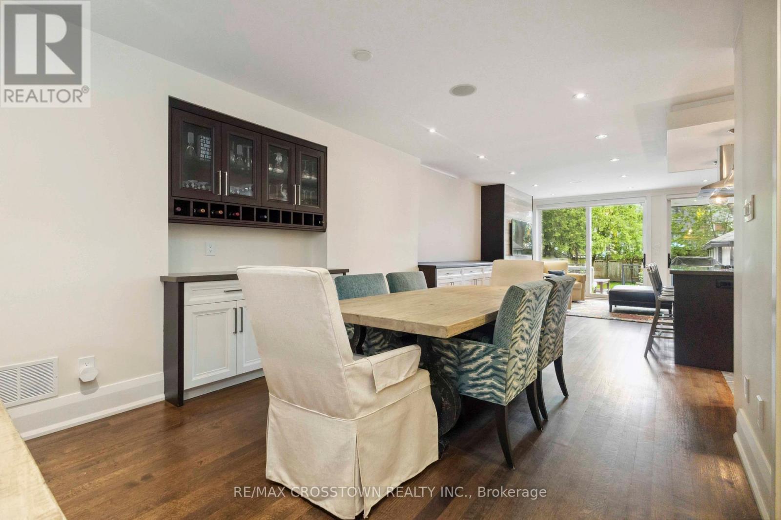 353 Briar Hill Avenue, Toronto, Ontario  M4R 1J3 - Photo 8 - C12207705