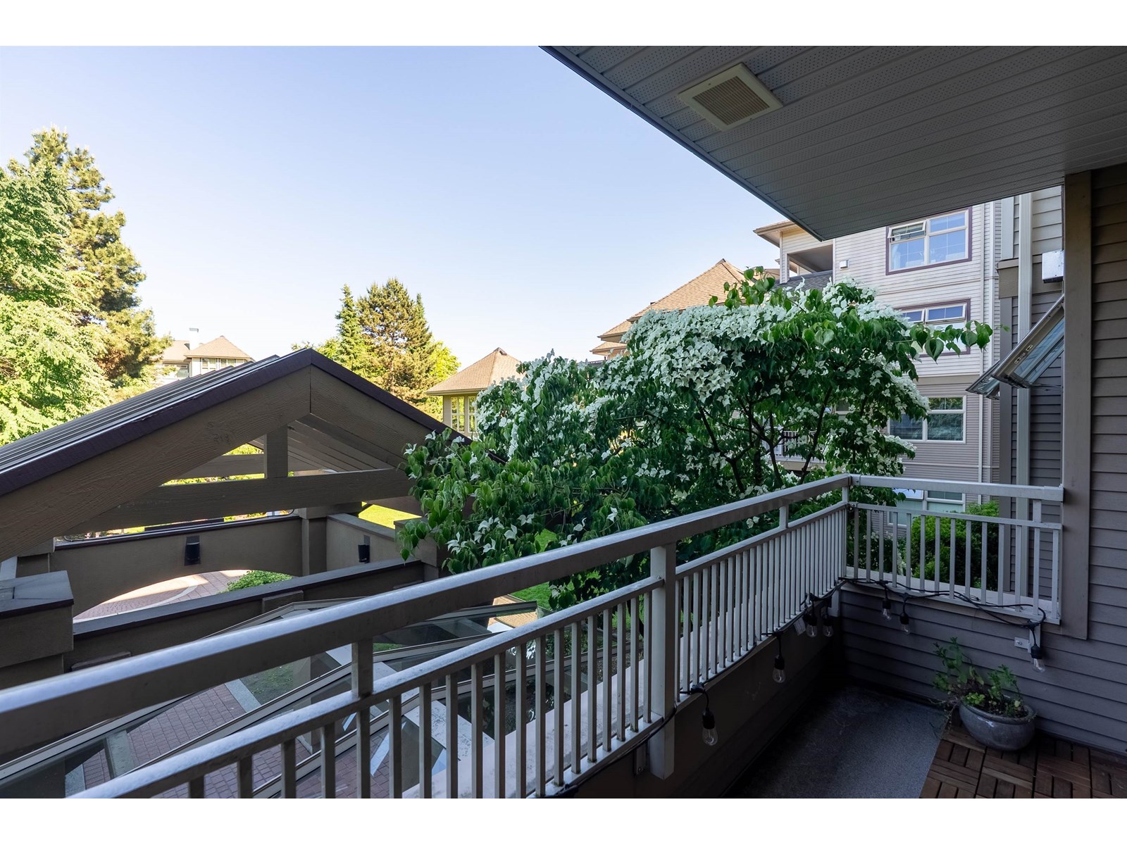 201 15220 Guildford Drive, Surrey, British Columbia  V3R 0Y6 - Photo 20 - R3013718