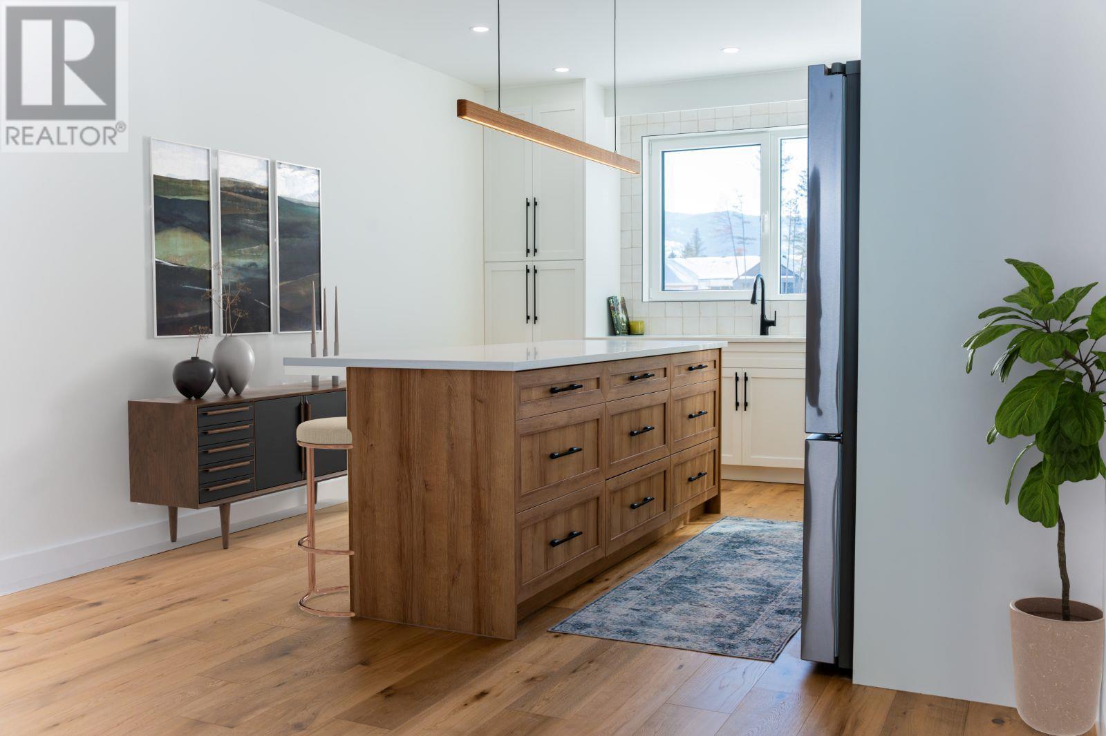 4834 Mountain View Drive, Fairmont Hot Springs, British Columbia  V0B 1L1 - Photo 10 - 10326731