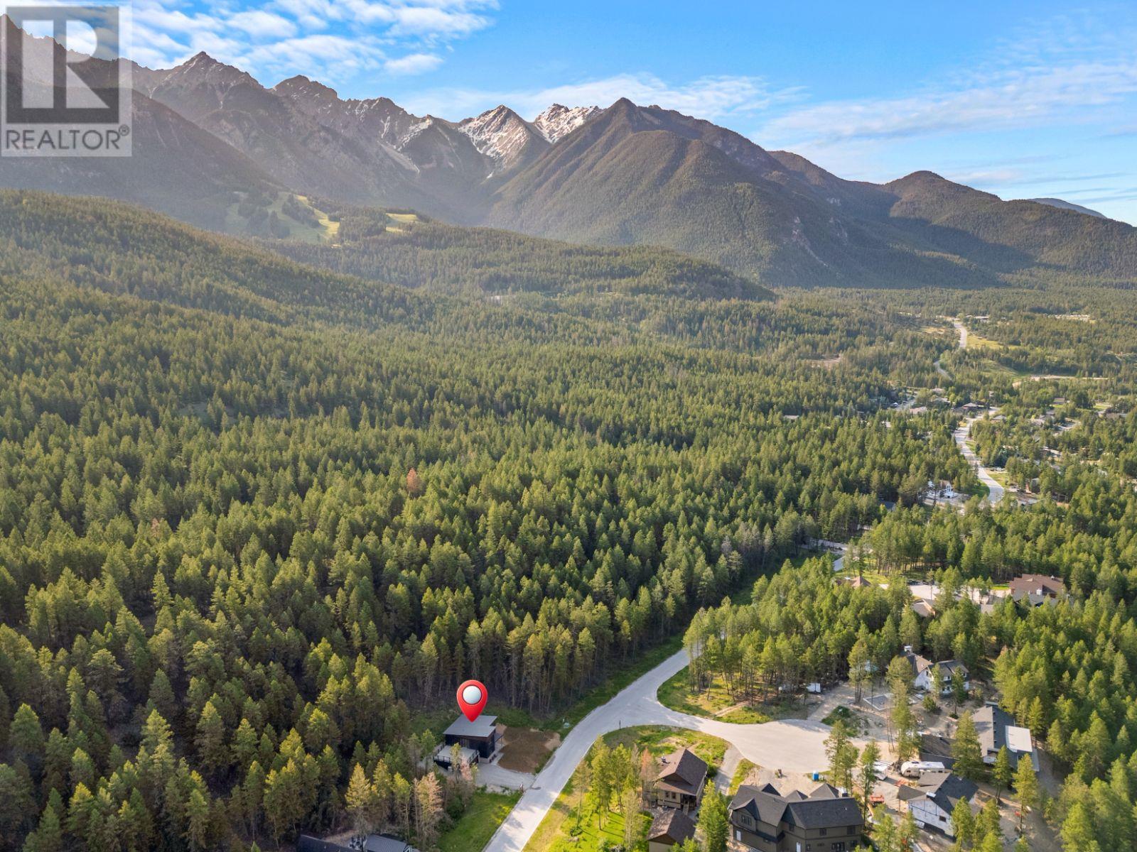 4834 Mountain View Drive, Fairmont Hot Springs, British Columbia  V0B 1L1 - Photo 2 - 10326731