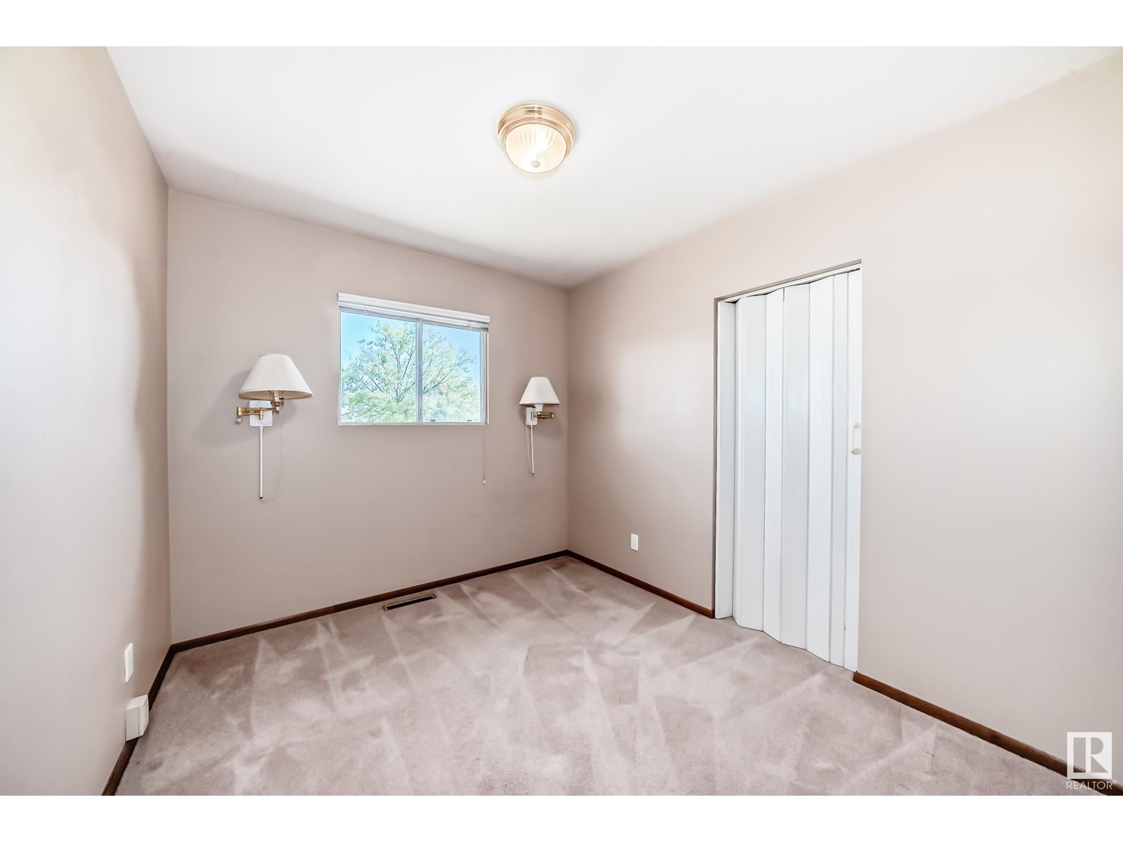 10923 135a Av Nw, Edmonton, Alberta  T5E 1T2 - Photo 28 - E4441556