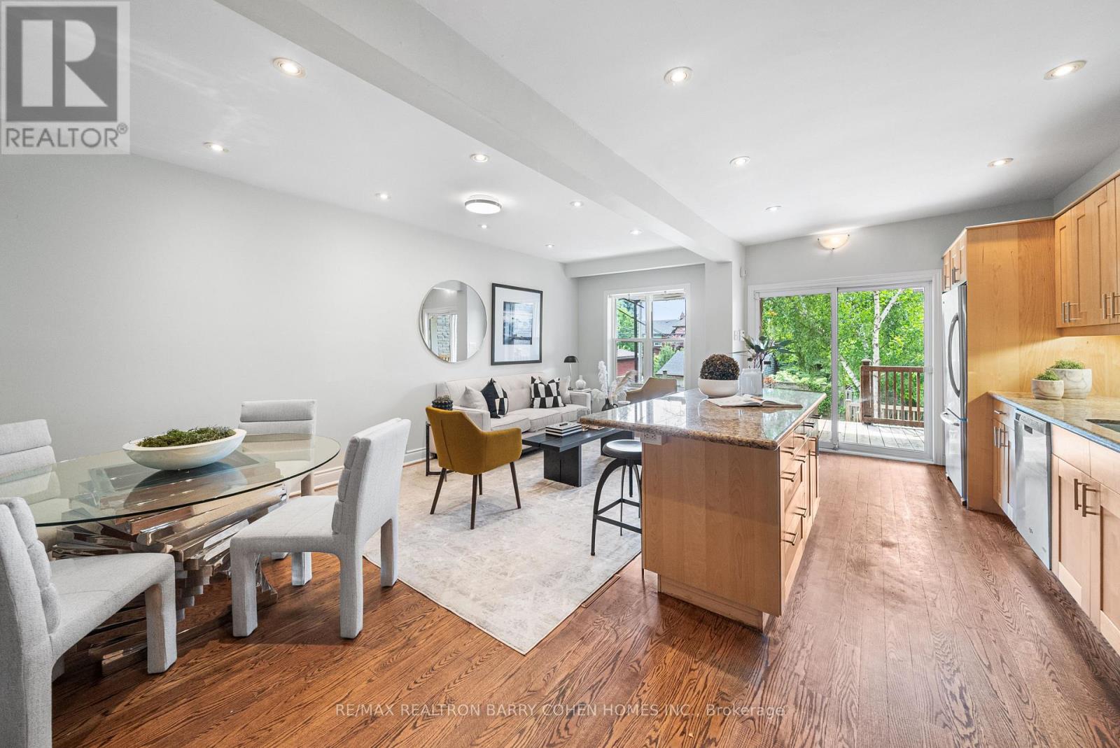214 Glenholme Avenue, Toronto (Oakwood Village), Ontario  M6E 3C4 - Photo 10 - C12211057