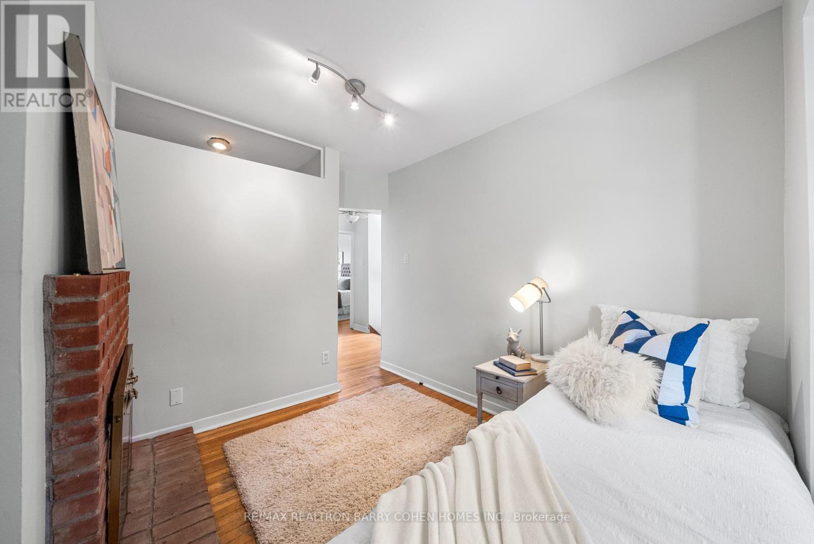 214 Glenholme Avenue, Toronto (Oakwood Village), Ontario  M6E 3C4 - Photo 17 - C12211057