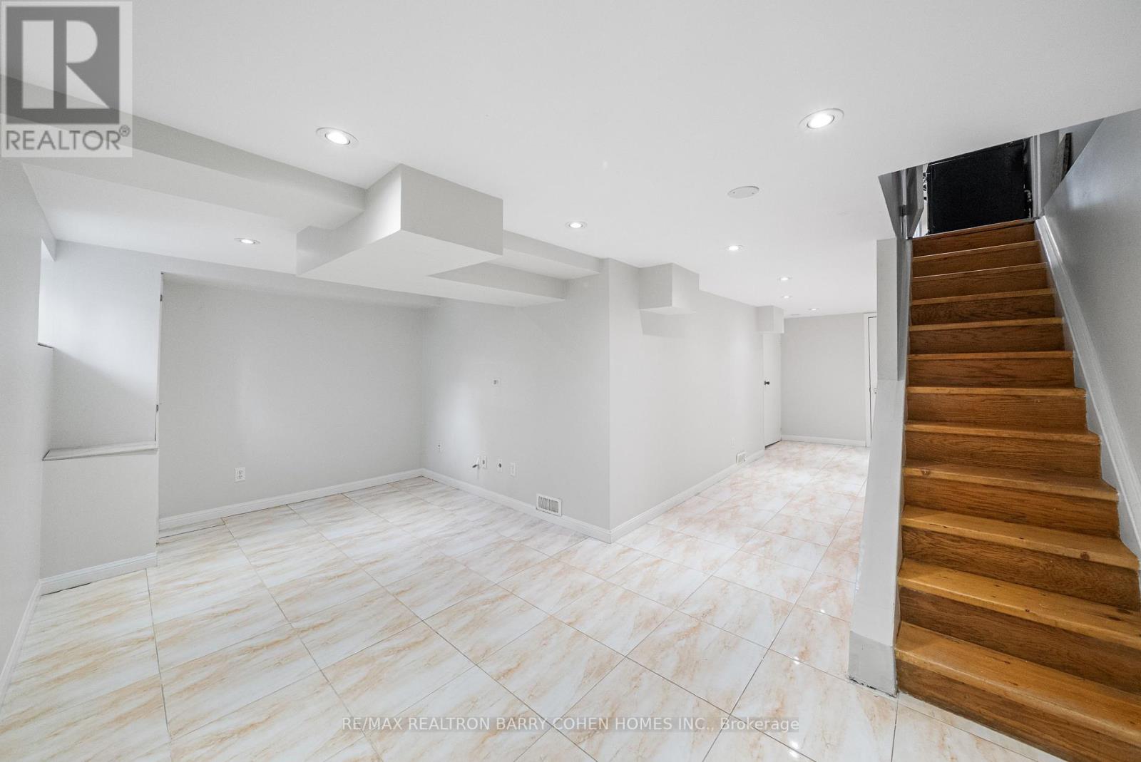 214 Glenholme Avenue, Toronto (Oakwood Village), Ontario  M6E 3C4 - Photo 21 - C12211057