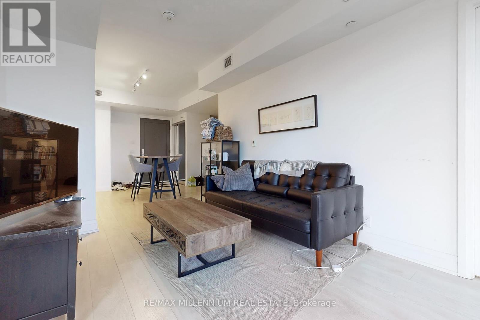 520 - 33 Frederick Todd Way, Toronto (Thorncliffe Park), Ontario  M4G 0C9 - Photo 11 - C12211065