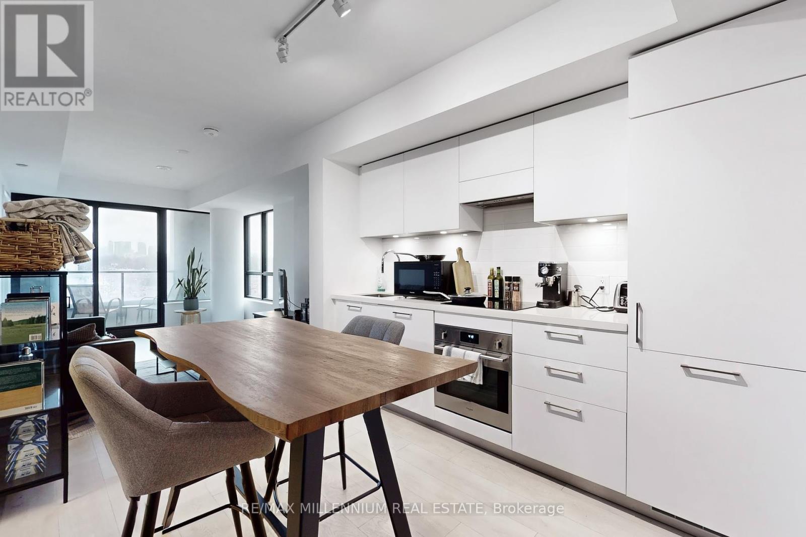 520 - 33 Frederick Todd Way, Toronto (Thorncliffe Park), Ontario  M4G 0C9 - Photo 14 - C12211065