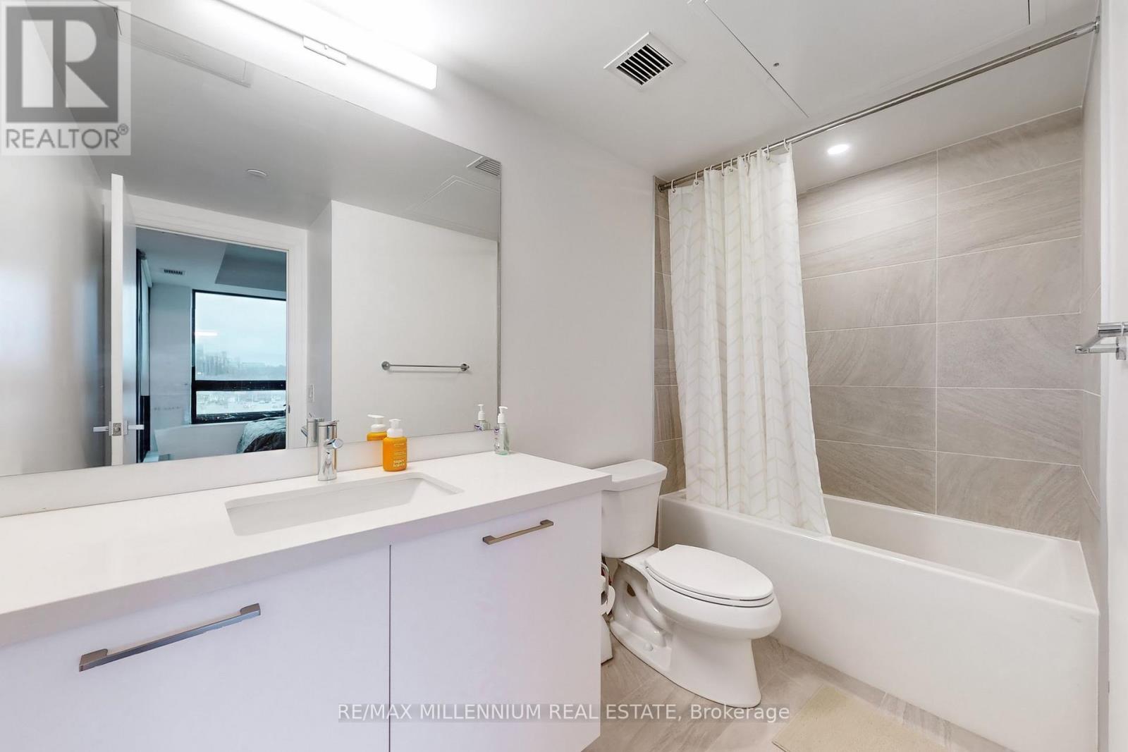 520 - 33 Frederick Todd Way, Toronto (Thorncliffe Park), Ontario  M4G 0C9 - Photo 23 - C12211065