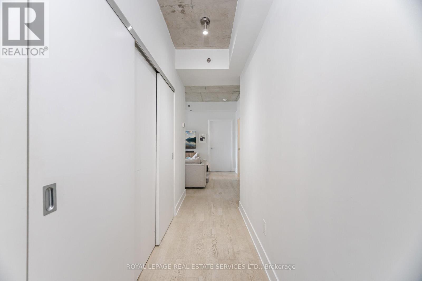 201 - 90 Trinity Street, Toronto (Moss Park), Ontario  M5A 0E4 - Photo 10 - C12211076