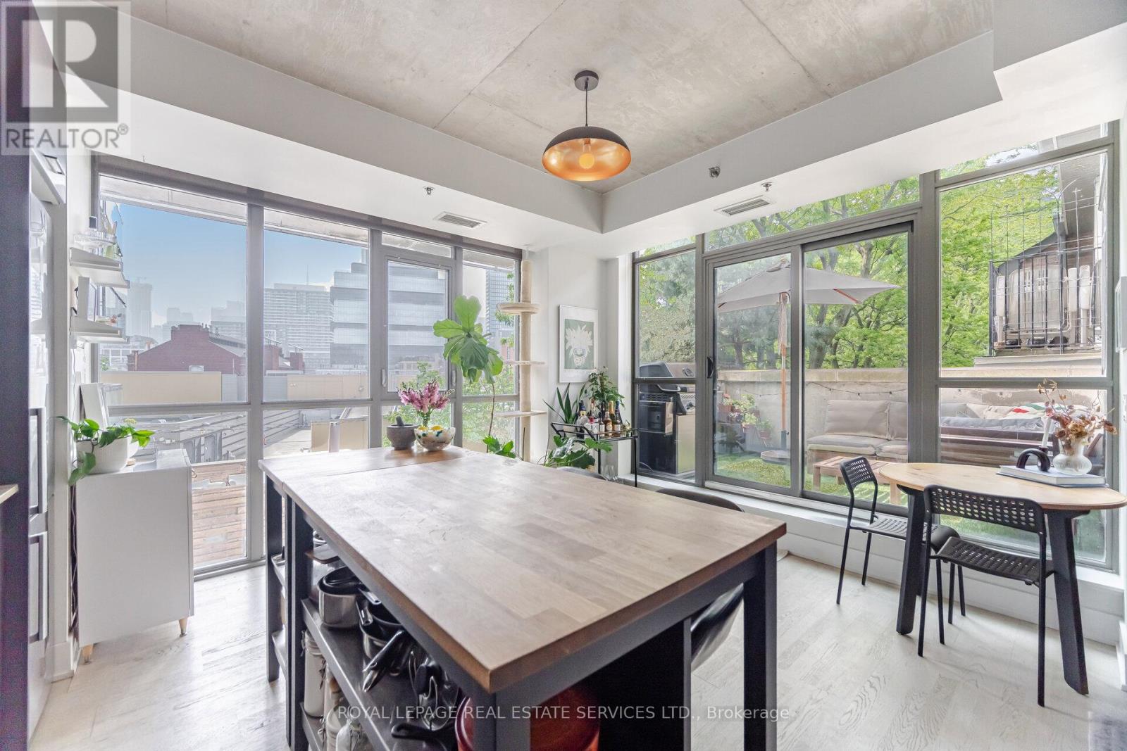 201 - 90 Trinity Street, Toronto (Moss Park), Ontario  M5A 0E4 - Photo 19 - C12211076