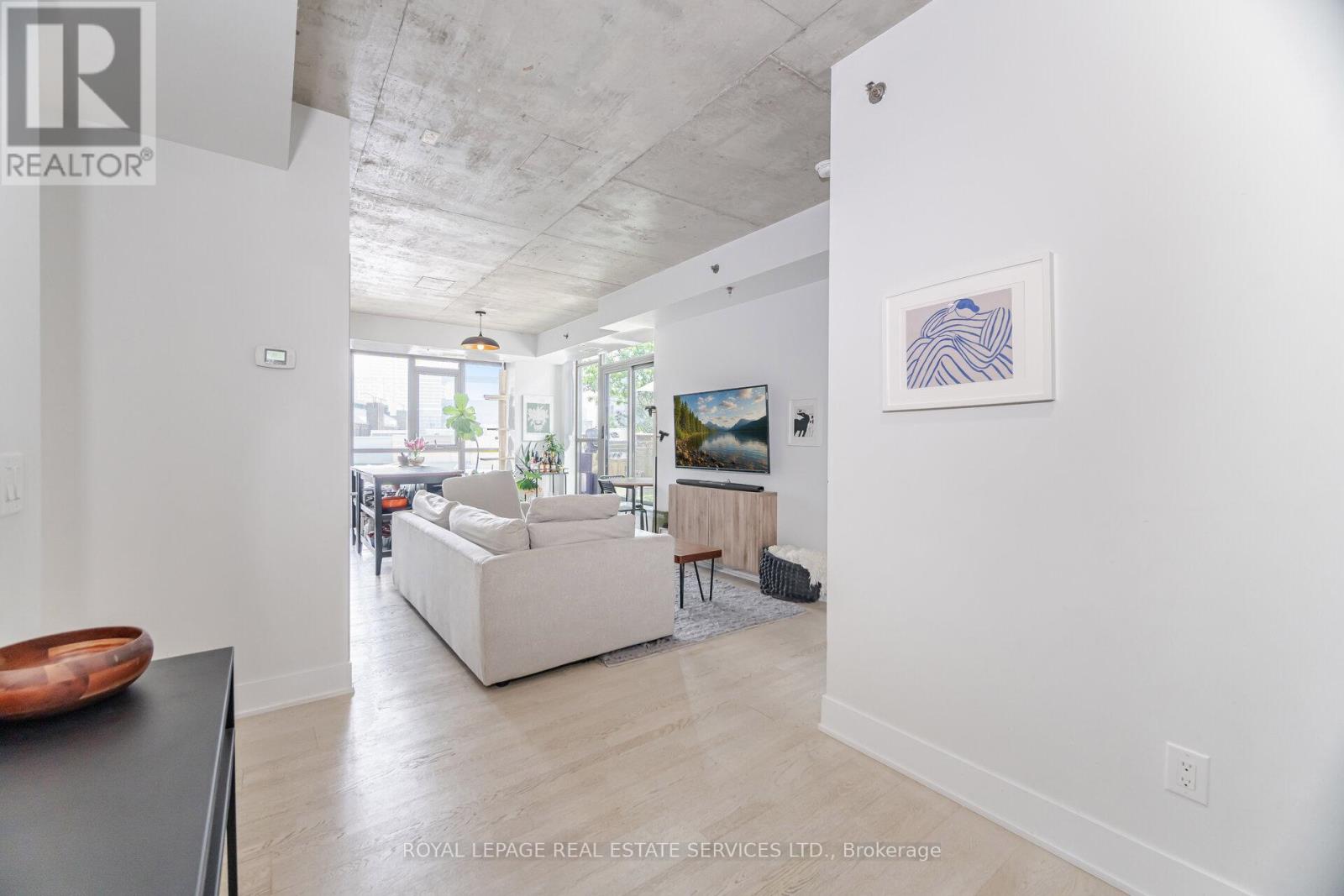 201 - 90 Trinity Street, Toronto (Moss Park), Ontario  M5A 0E4 - Photo 25 - C12211076