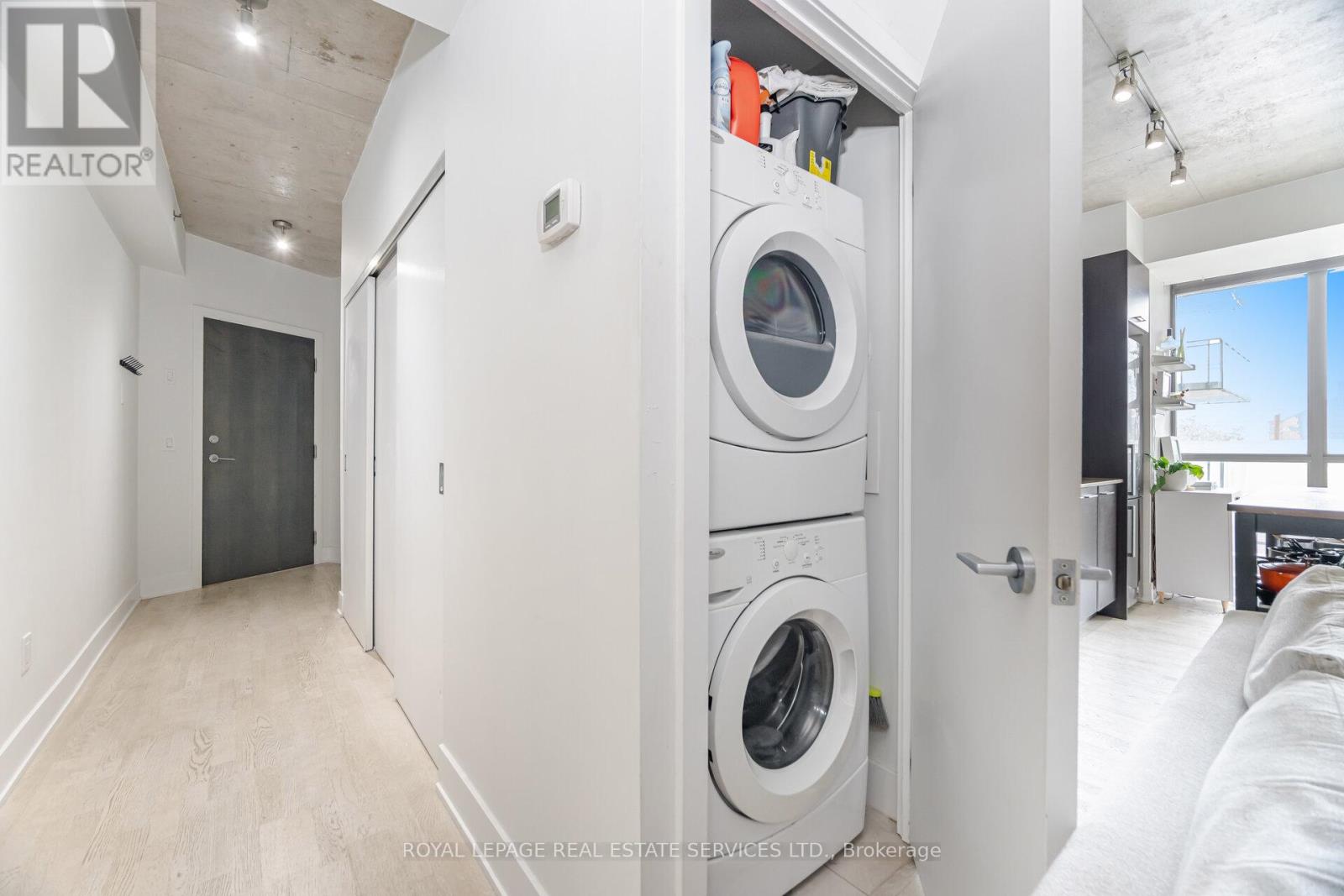 201 - 90 Trinity Street, Toronto (Moss Park), Ontario  M5A 0E4 - Photo 31 - C12211076