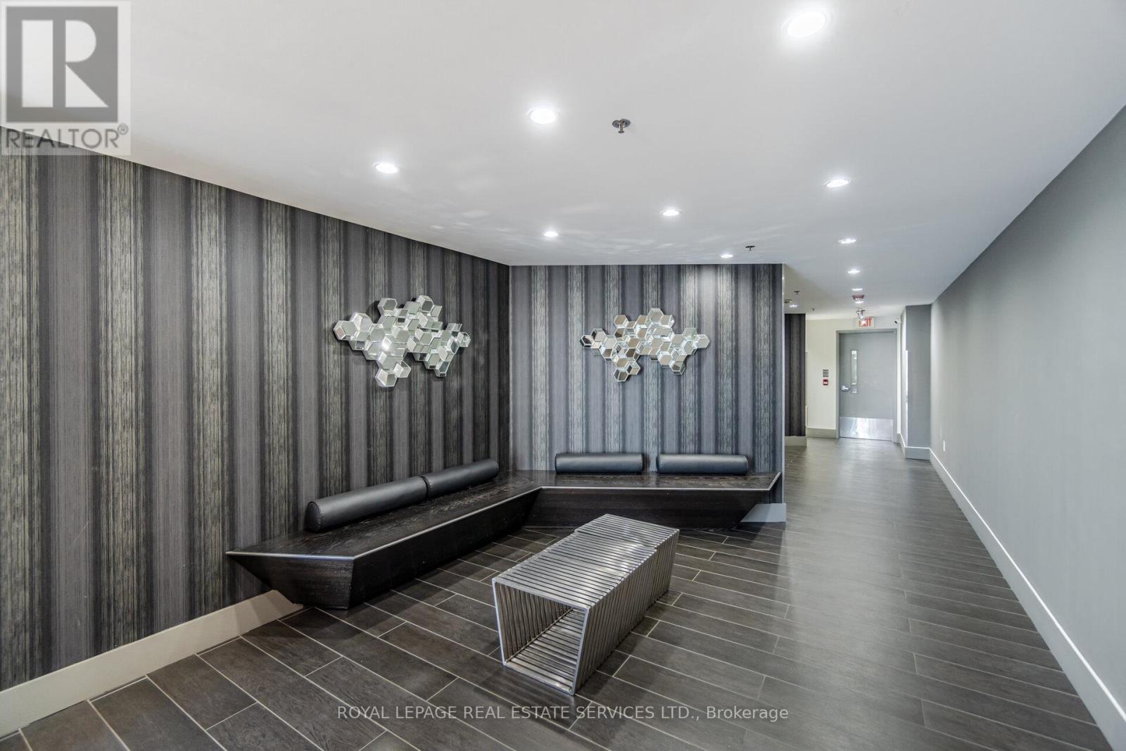 201 - 90 Trinity Street, Toronto (Moss Park), Ontario  M5A 0E4 - Photo 6 - C12211076