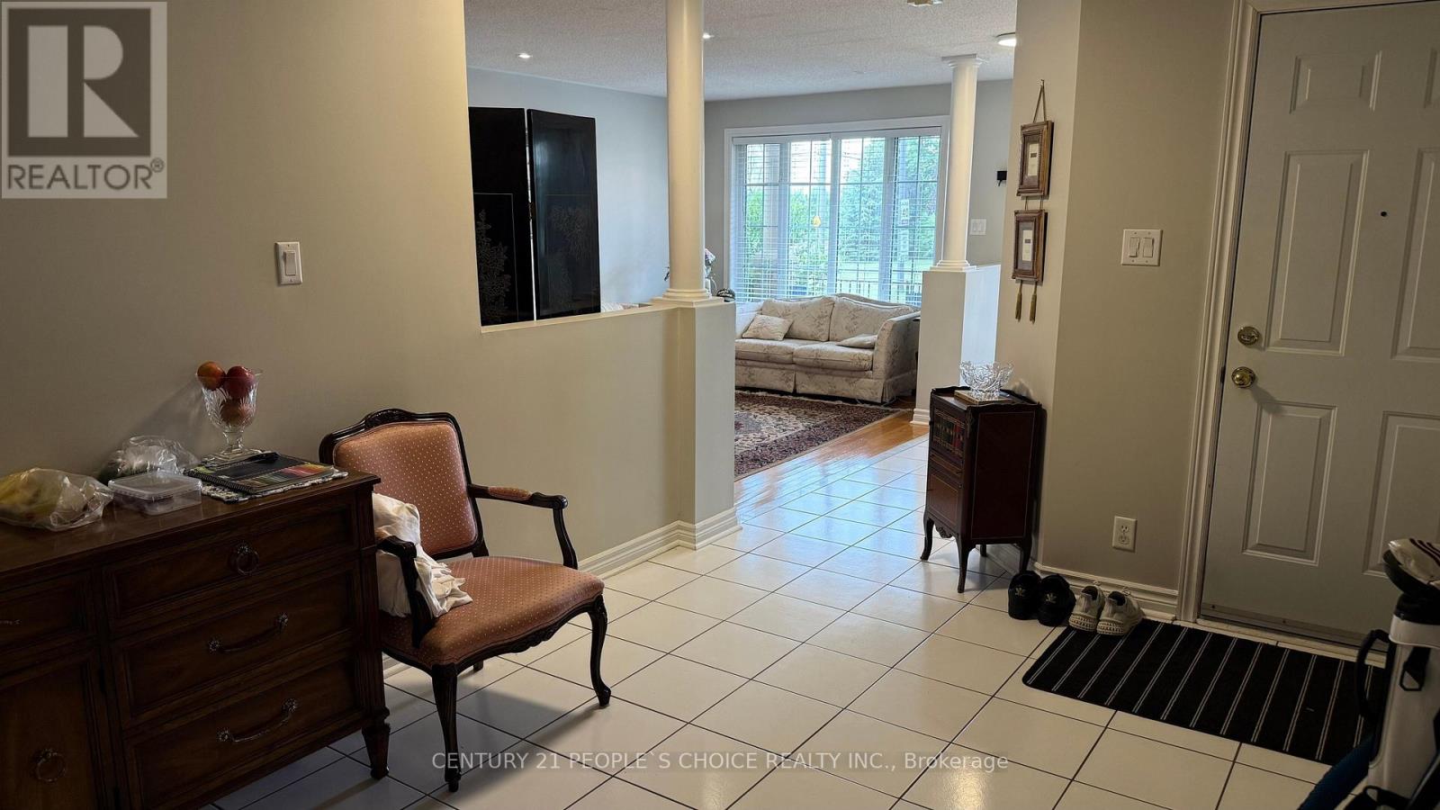 Upper - 3984 Mcdowell Drive, Mississauga, Ontario  L5M 6P4 - Photo 6 - W12198729