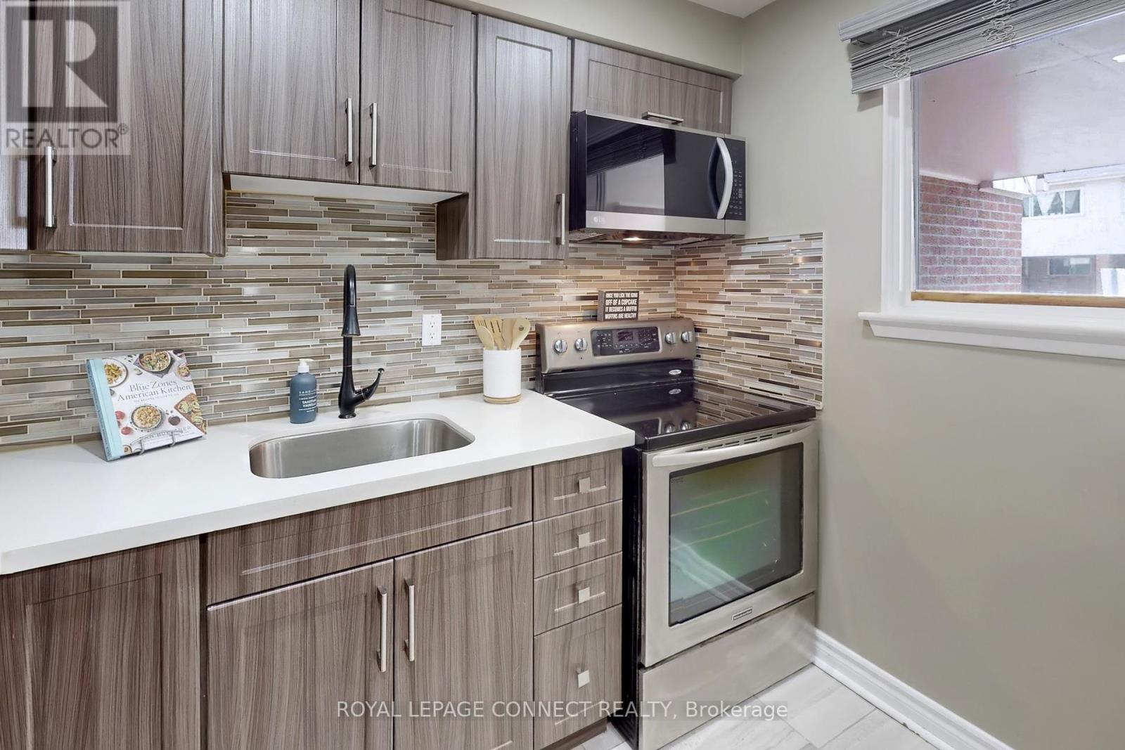 29 - 2451 Bridletowne Circle, Toronto (L'amoreaux), Ontario  M1W 2Y4 - Photo 16 - E12211037