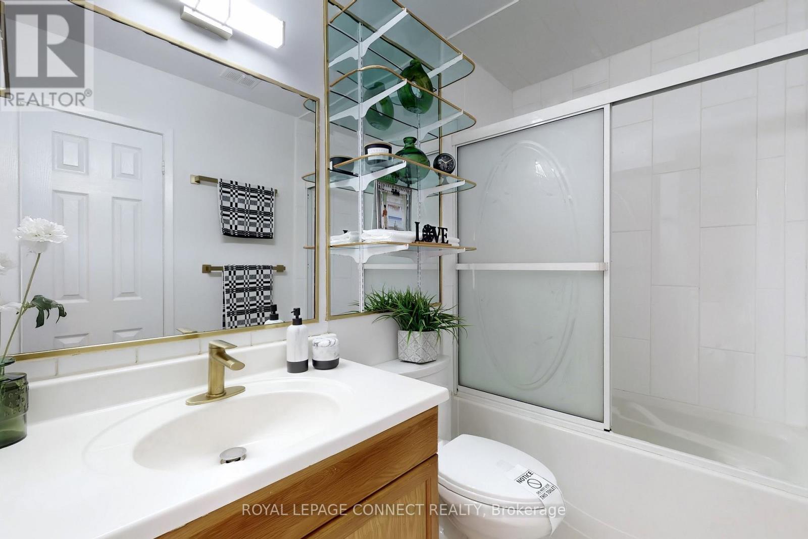 29 - 2451 Bridletowne Circle, Toronto (L'amoreaux), Ontario  M1W 2Y4 - Photo 33 - E12211037