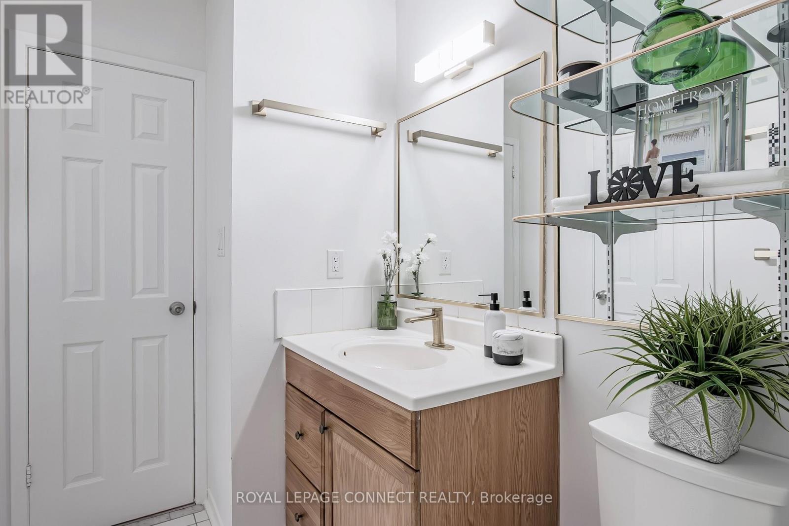 29 - 2451 Bridletowne Circle, Toronto (L'amoreaux), Ontario  M1W 2Y4 - Photo 34 - E12211037
