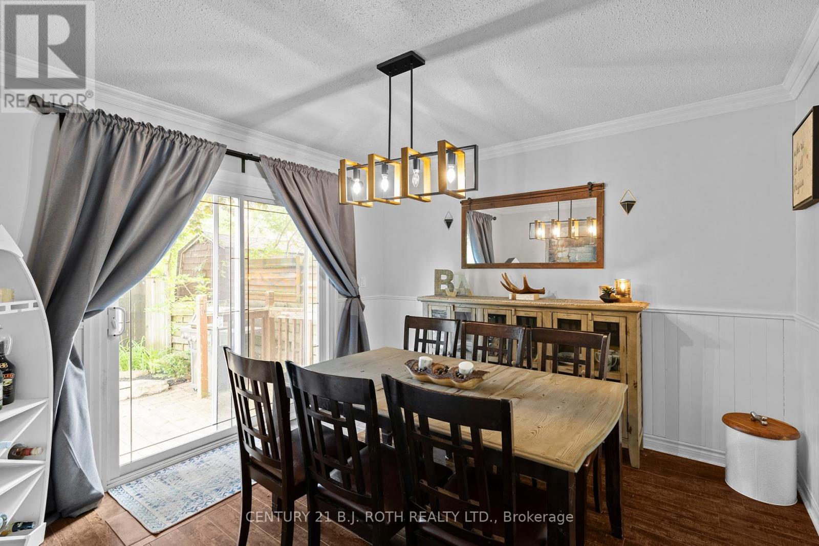 215 Cundles Road W, Barrie, Ontario  L4N 4Y2 - Photo 7 - S12211091