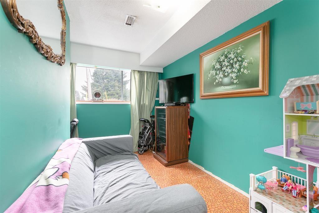 11924 & 11926 90a Avenue, Delta, British Columbia  V4C 3J3 - Photo 29 - R3012925
