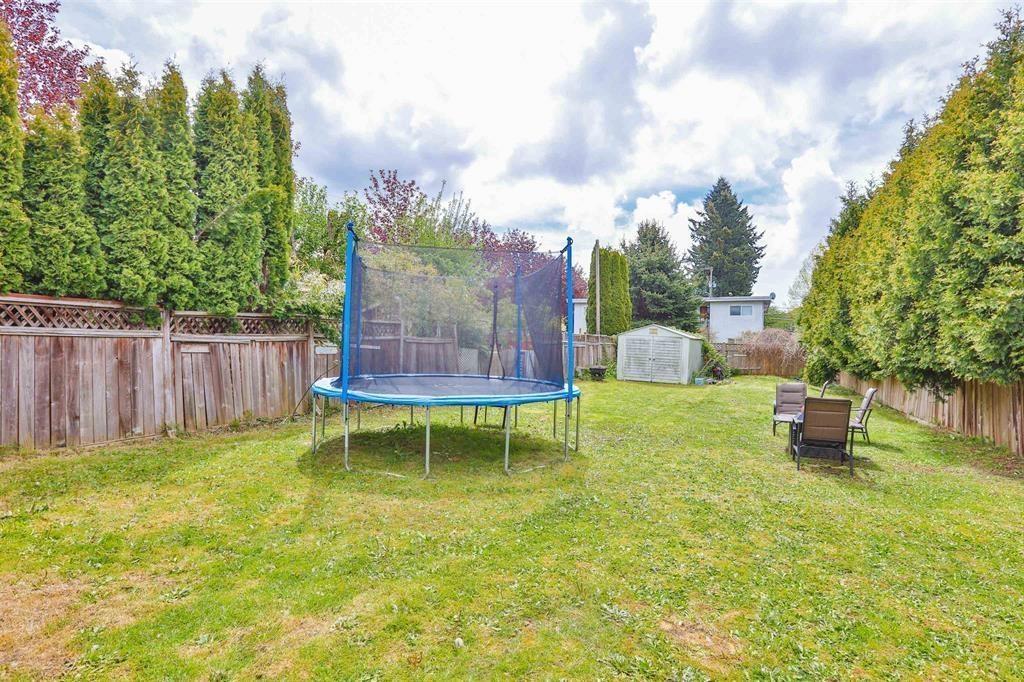 11924 & 11926 90a Avenue, Delta, British Columbia  V4C 3J3 - Photo 39 - R3012925