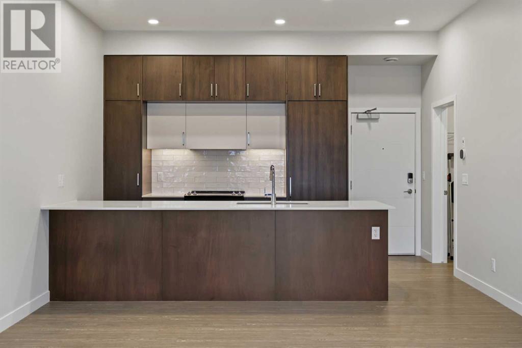 Property at 422, 255 Les Jardins Park SE image 5