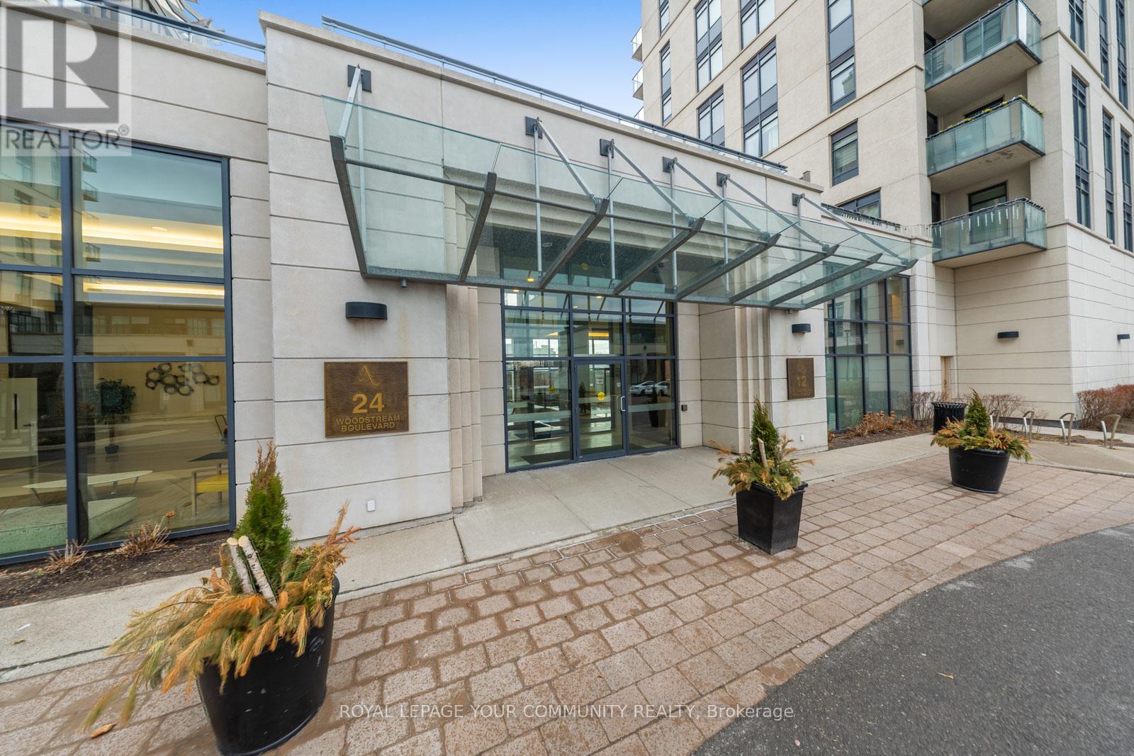 315 - 24 Woodstream Boulevard, Vaughan, Ontario  L4L 8C4 - Photo 2 - N12210640