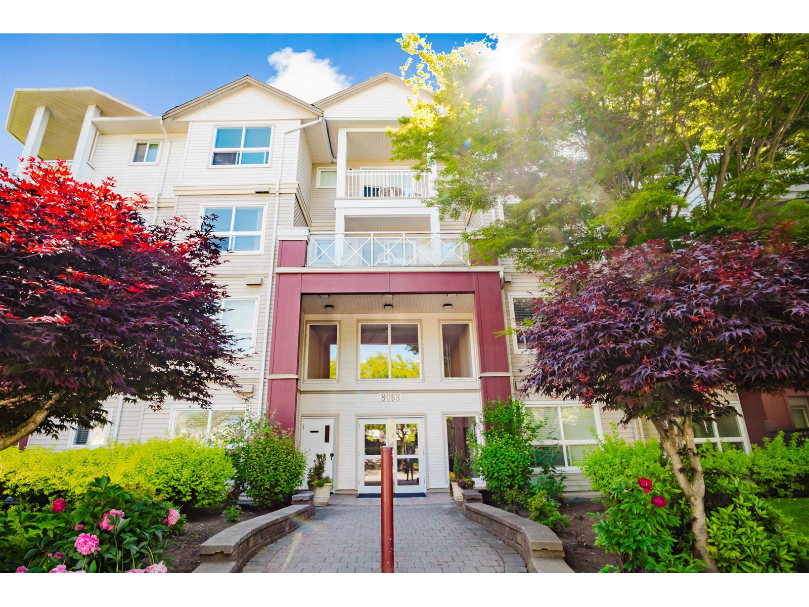 215 8068 120a Street, Surrey, British Columbia  V3W 3P3 - Photo 3 - R3013464