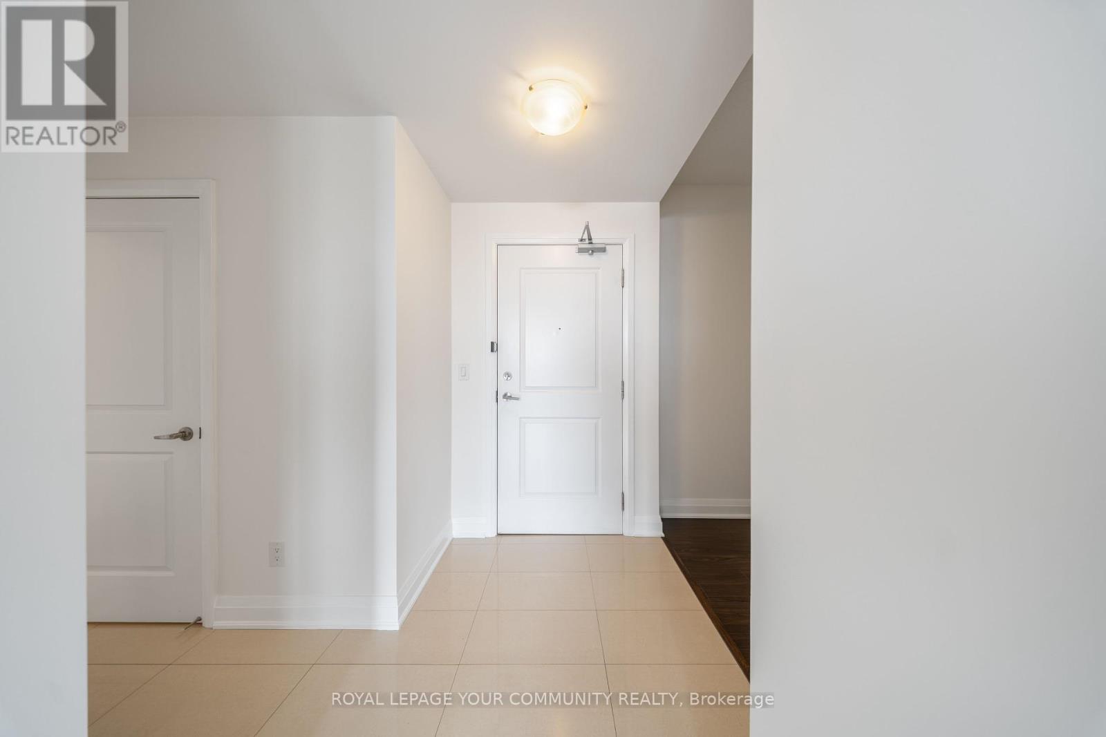 315 - 24 Woodstream Boulevard, Vaughan, Ontario  L4L 8C4 - Photo 3 - N12210640