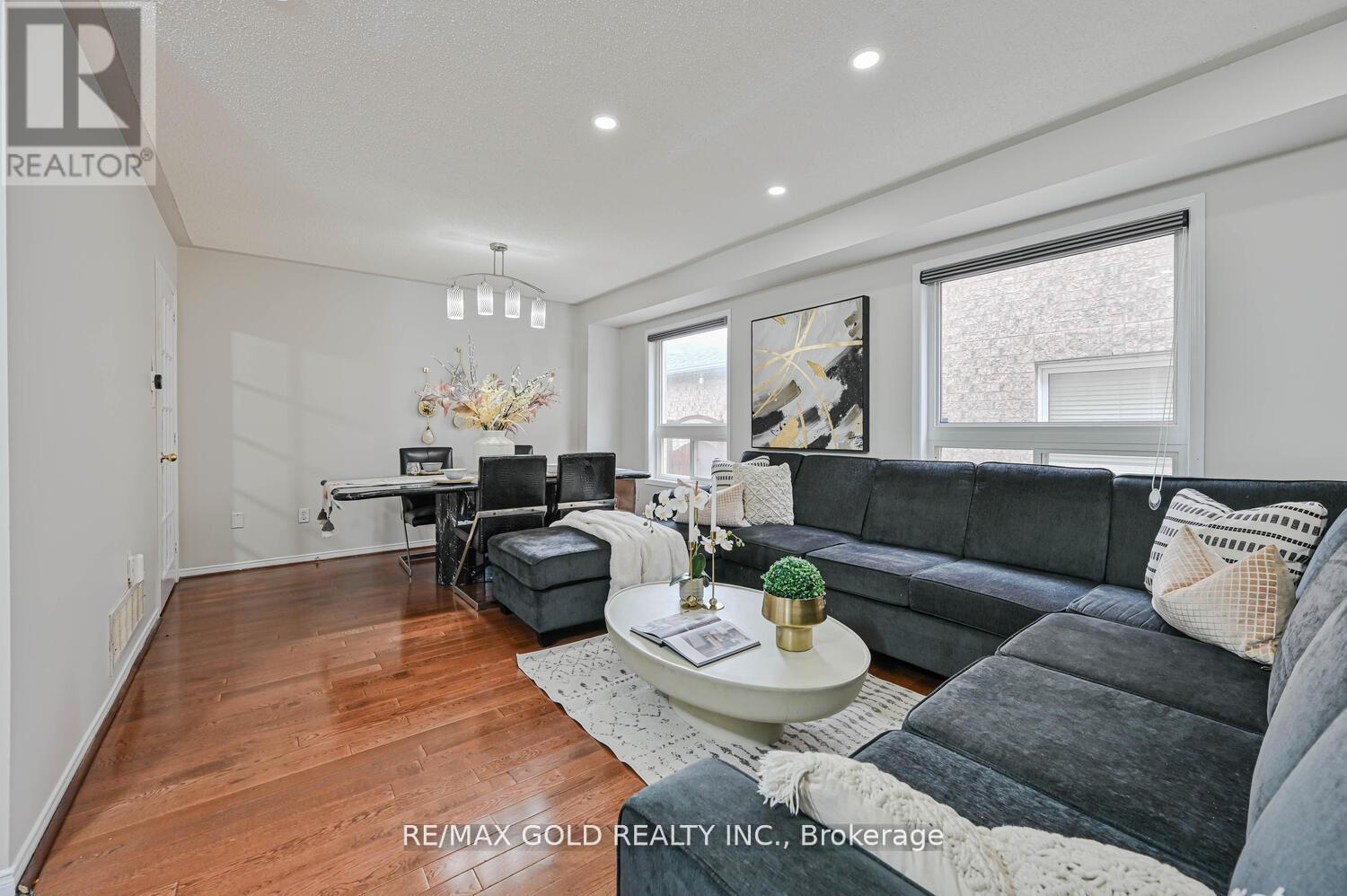 111 Mint Leaf Boulevard, Brampton, Ontario  L6R 2Y9 - Photo 11 - W12204471