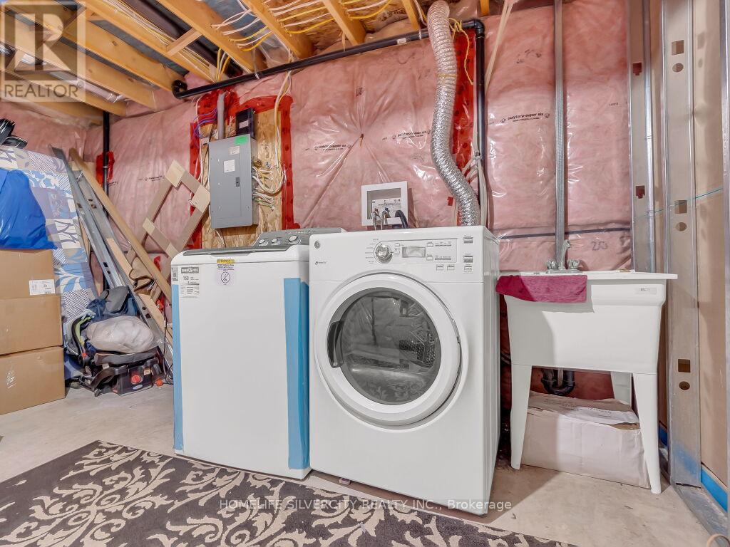 434 Woodbine Avenue, Kitchener, Ontario  N2R 0A6 - Photo 39 - X12208864