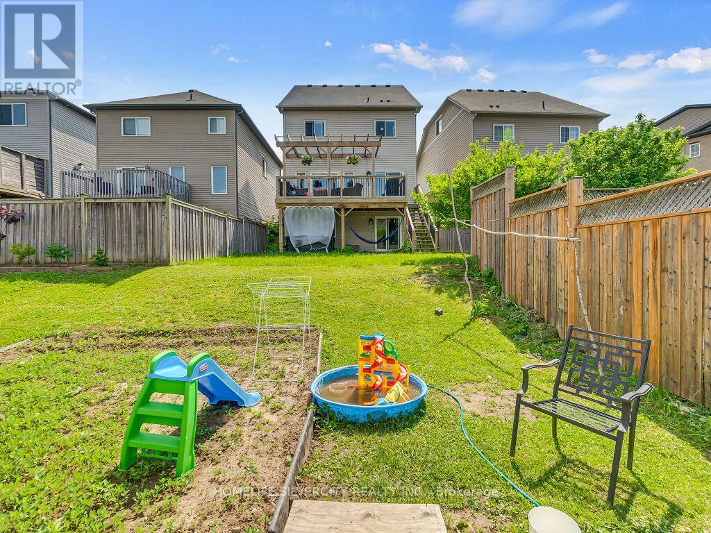 434 Woodbine Avenue, Kitchener, Ontario  N2R 0A6 - Photo 37 - X12208864