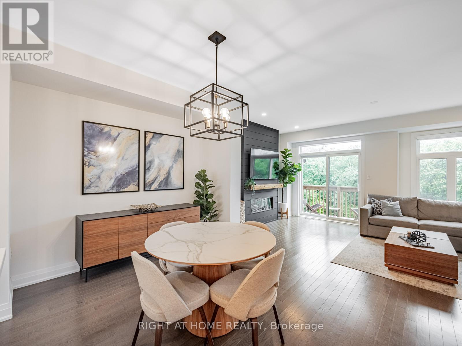 1800 Mitoff Place, Mississauga (Rathwood), Ontario  L4W 0E8 - Photo 7 - W12210983