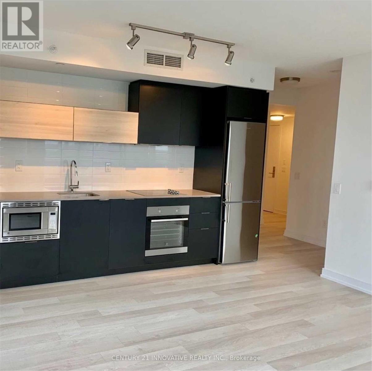 1604 - 20 Thomas Riley Road, Toronto, Ontario  M9B 1B3 - Photo 5 - W12210993