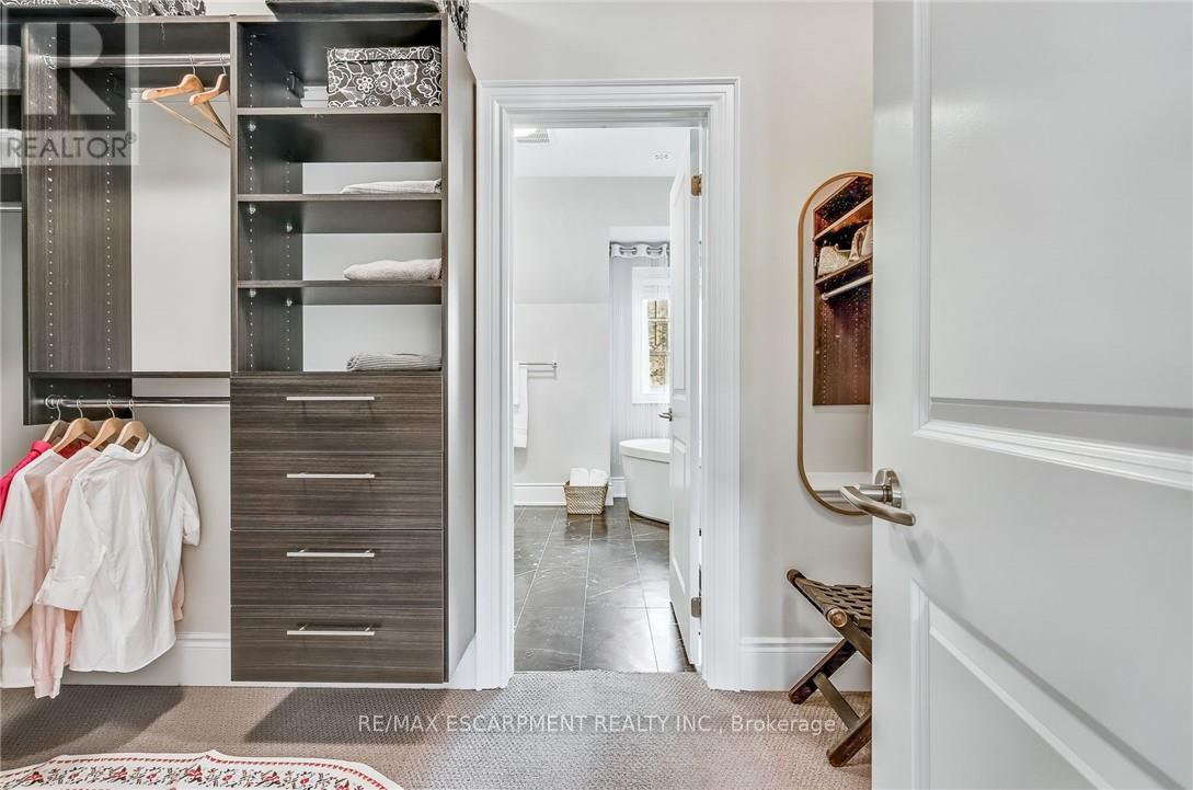 41 Twenty Ninth Street, Toronto, Ontario  M8V 3E2 - Photo 24 - W12210996