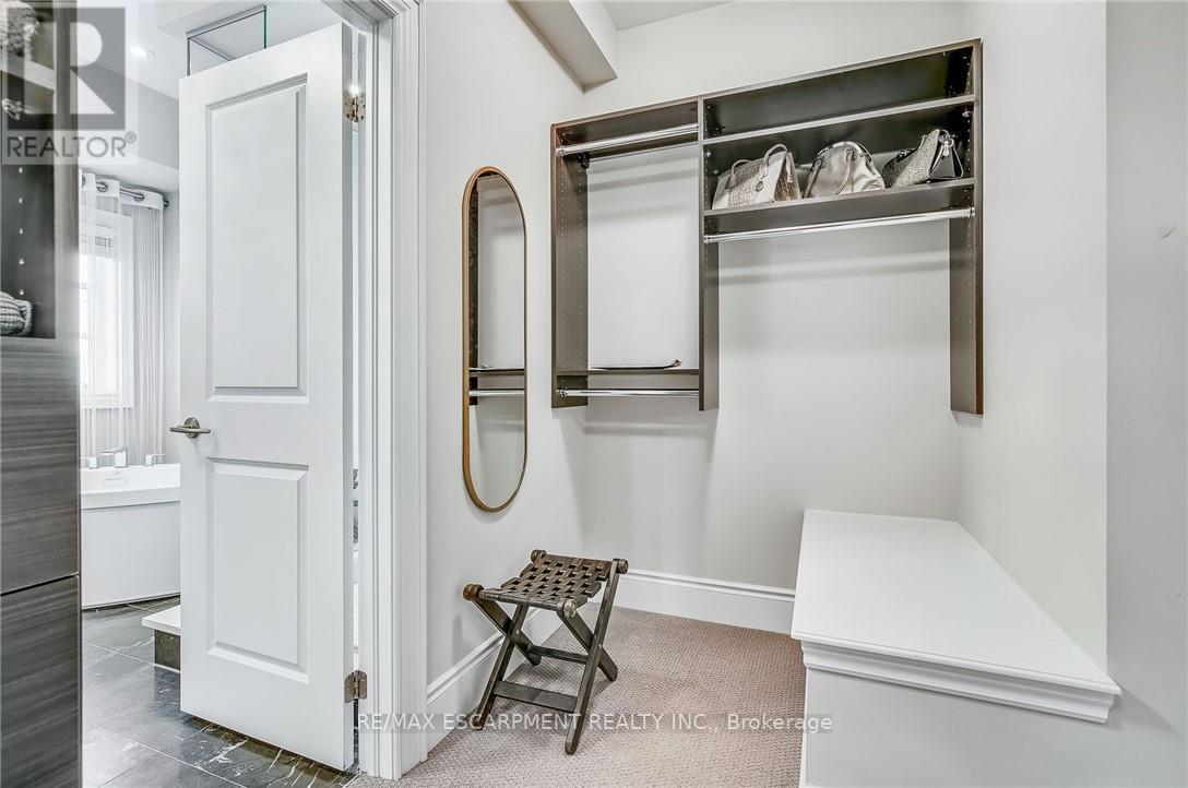 41 Twenty Ninth Street, Toronto, Ontario  M8V 3E2 - Photo 25 - W12210996