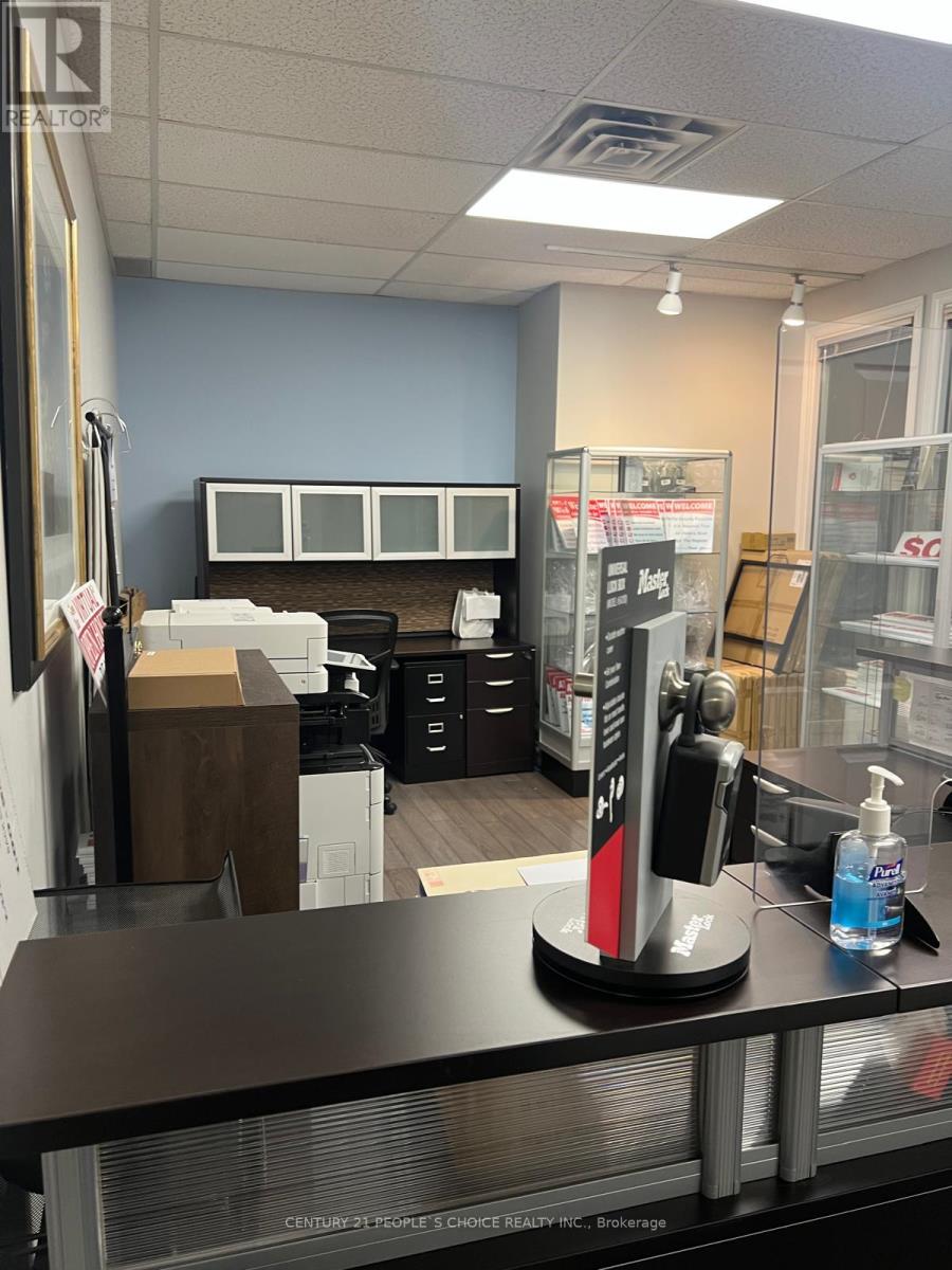 208 - 420 Main Street E, Milton, Ontario  L9T 5G3 - Photo 3 - W12211006