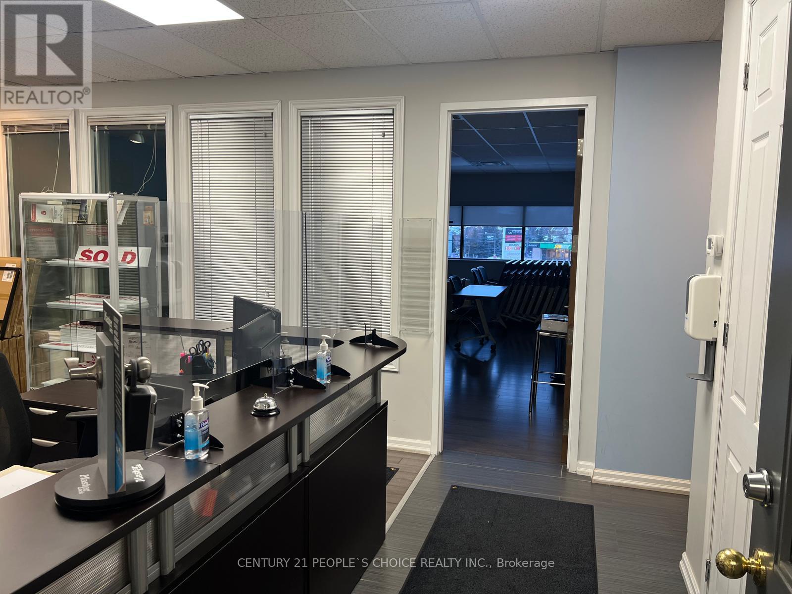 208 - 420 Main Street E, Milton, Ontario  L9T 5G3 - Photo 4 - W12211006