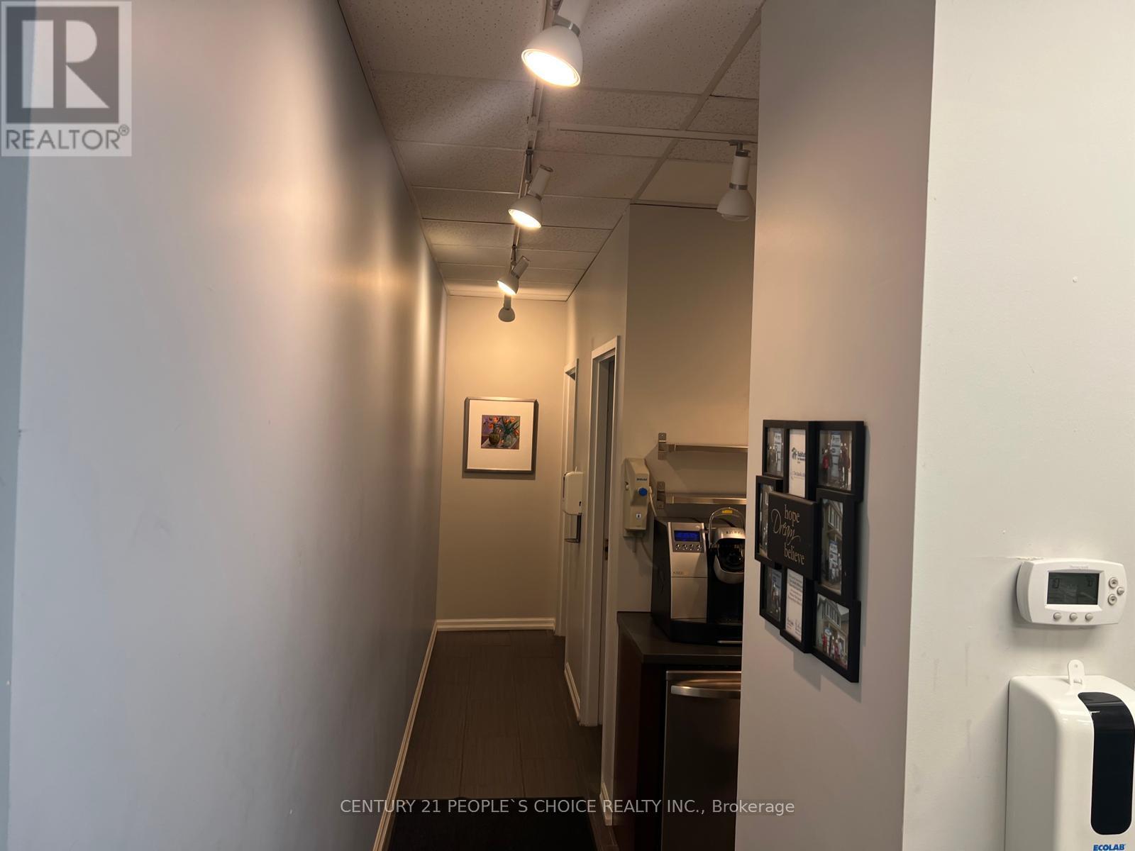 208 - 420 Main Street E, Milton, Ontario  L9T 5G3 - Photo 6 - W12211006