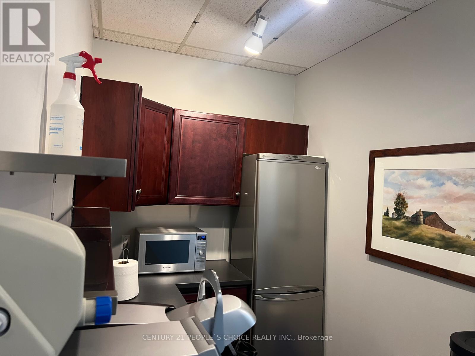 208 - 420 Main Street E, Milton, Ontario  L9T 5G3 - Photo 7 - W12211006