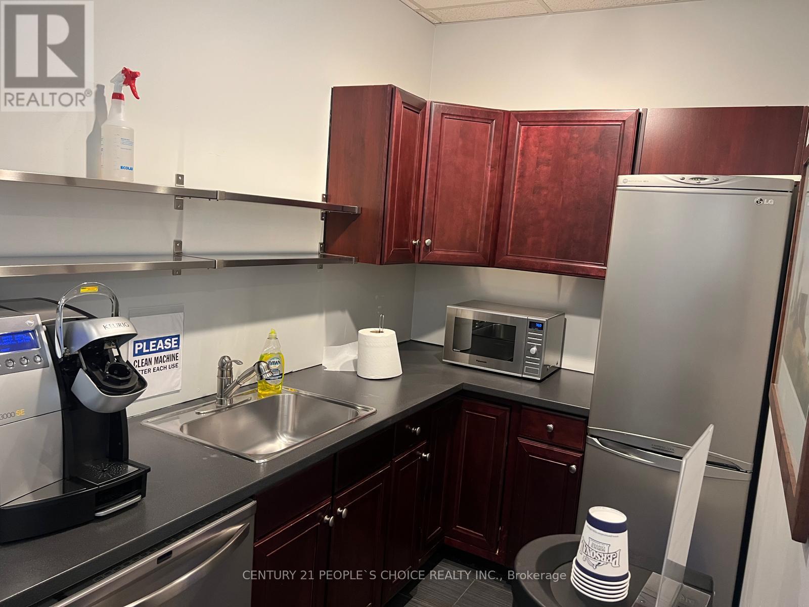 208 - 420 Main Street E, Milton, Ontario  L9T 5G3 - Photo 8 - W12211006