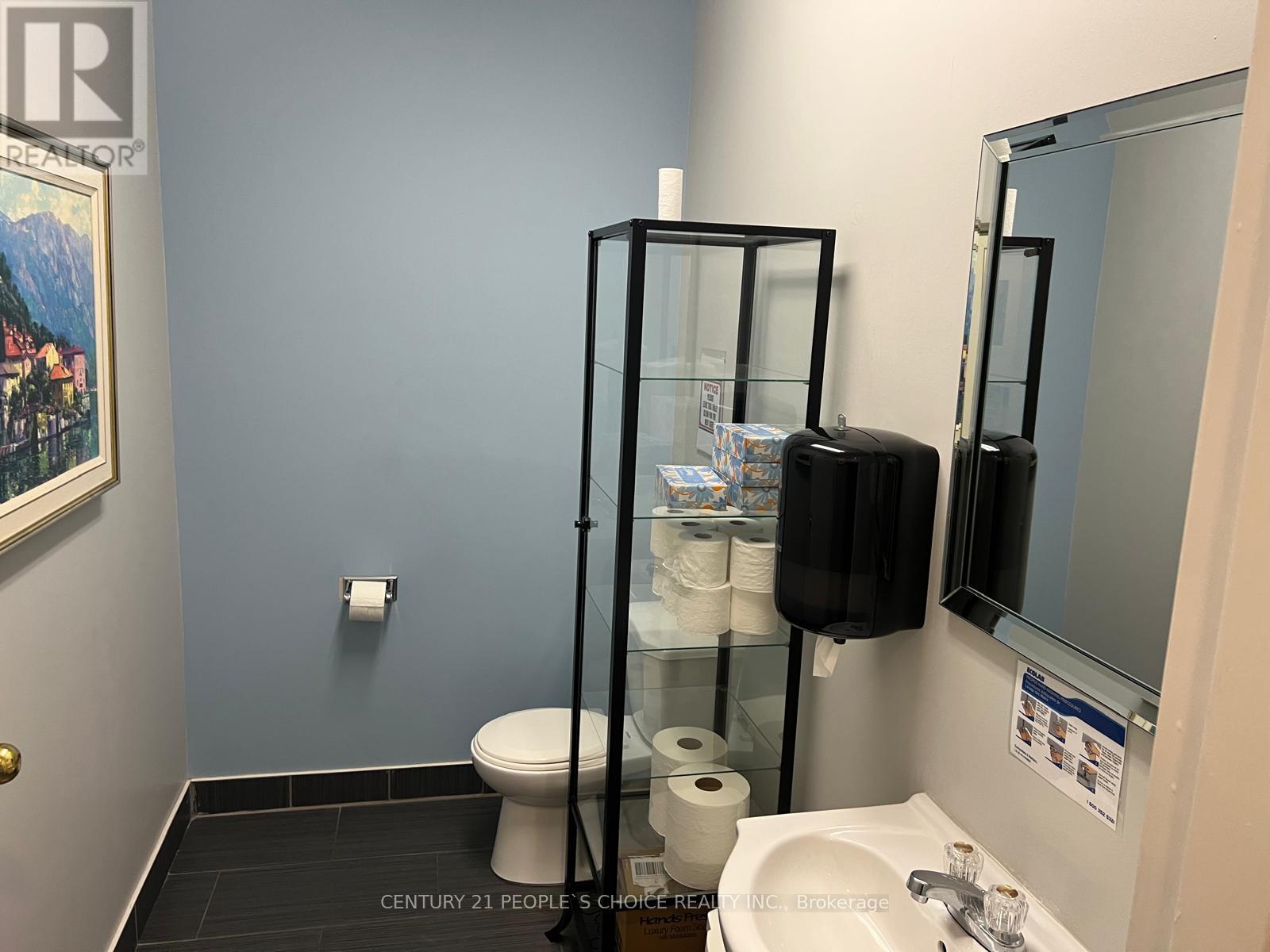 208 - 420 Main Street E, Milton, Ontario  L9T 5G3 - Photo 9 - W12211006