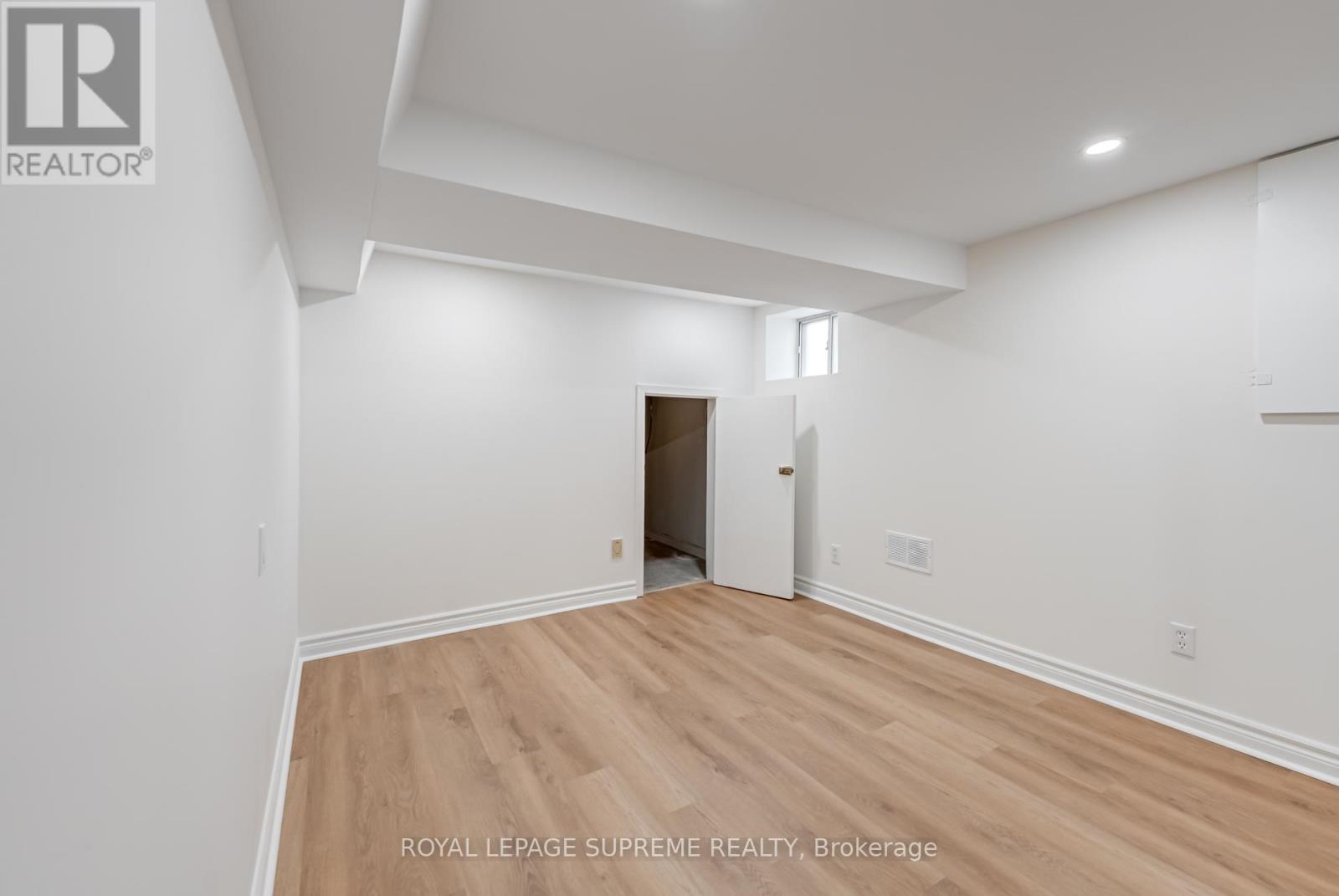Bsmt - 11 Earlscourt Avenue, Toronto, Ontario  M6E 4A7 - Photo 11 - W12211008