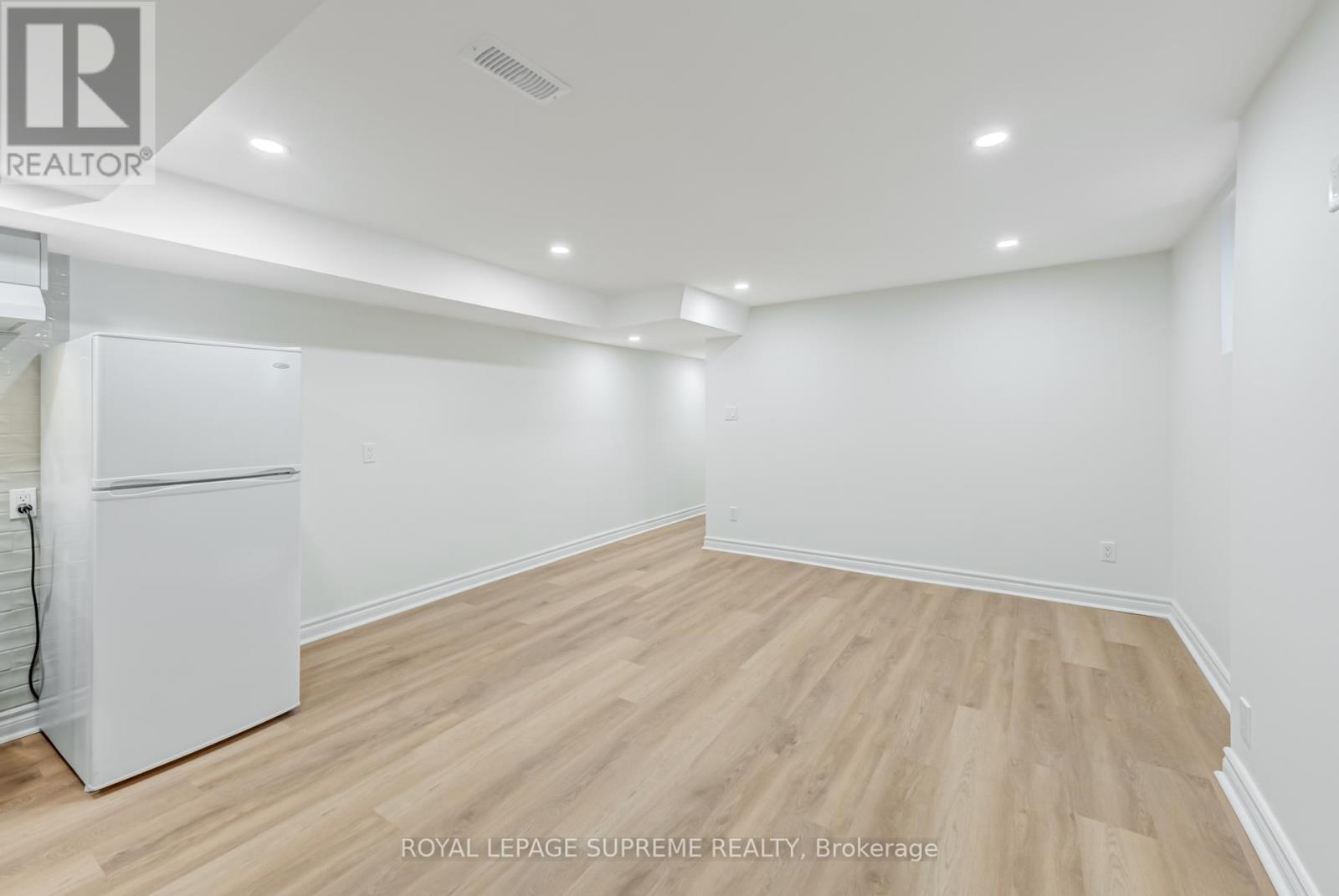 Bsmt - 11 Earlscourt Avenue, Toronto, Ontario  M6E 4A7 - Photo 5 - W12211008