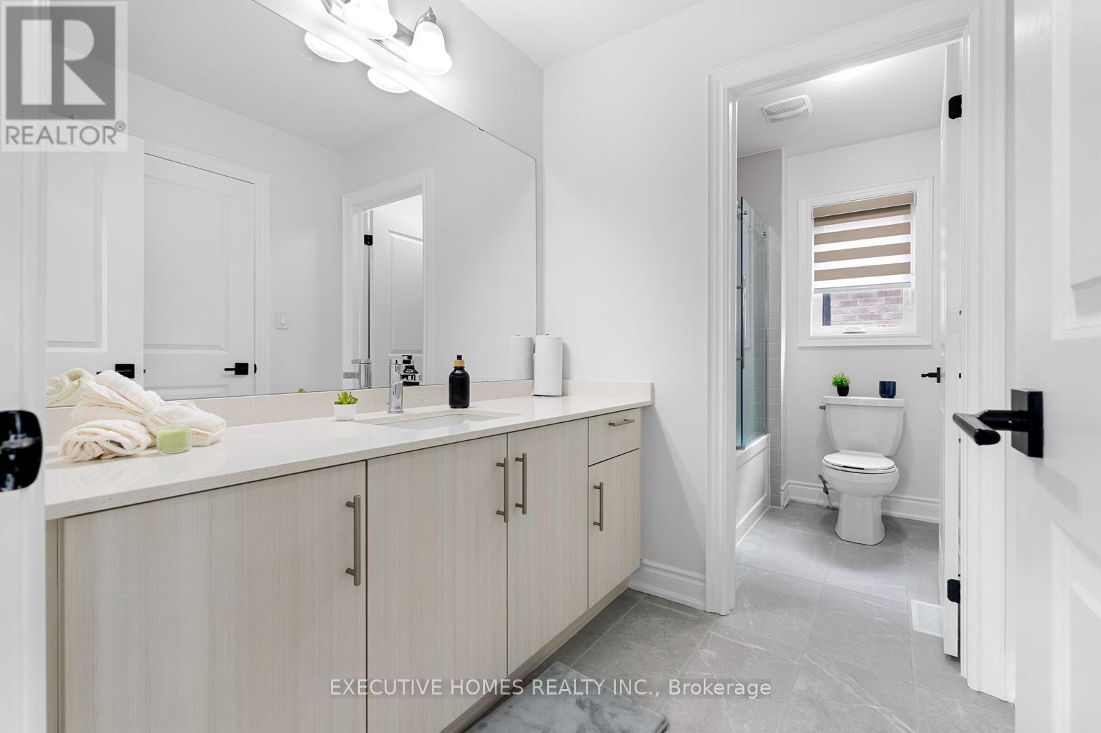 25 Ixworth Circle, Brampton (Bram West), Ontario  L6Y 6J8 - Photo 35 - W12211030