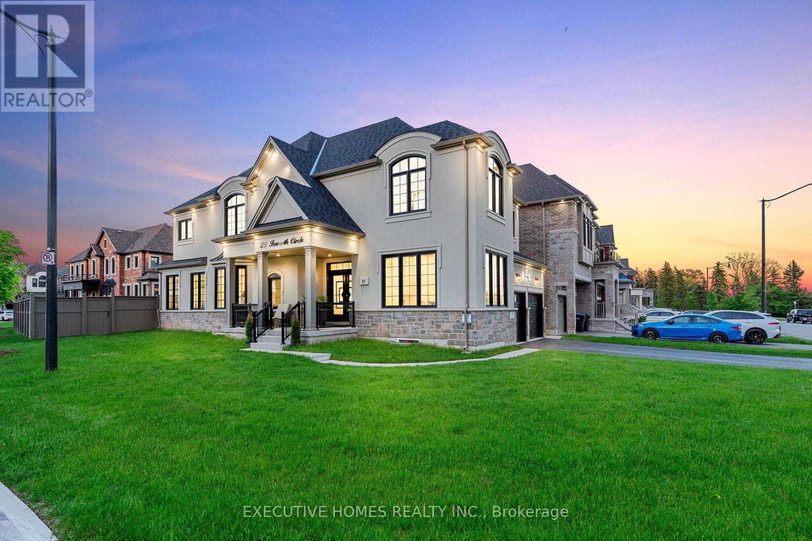 25 Ixworth Circle, Brampton (Bram West), Ontario  L6Y 6J8 - Photo 4 - W12211030